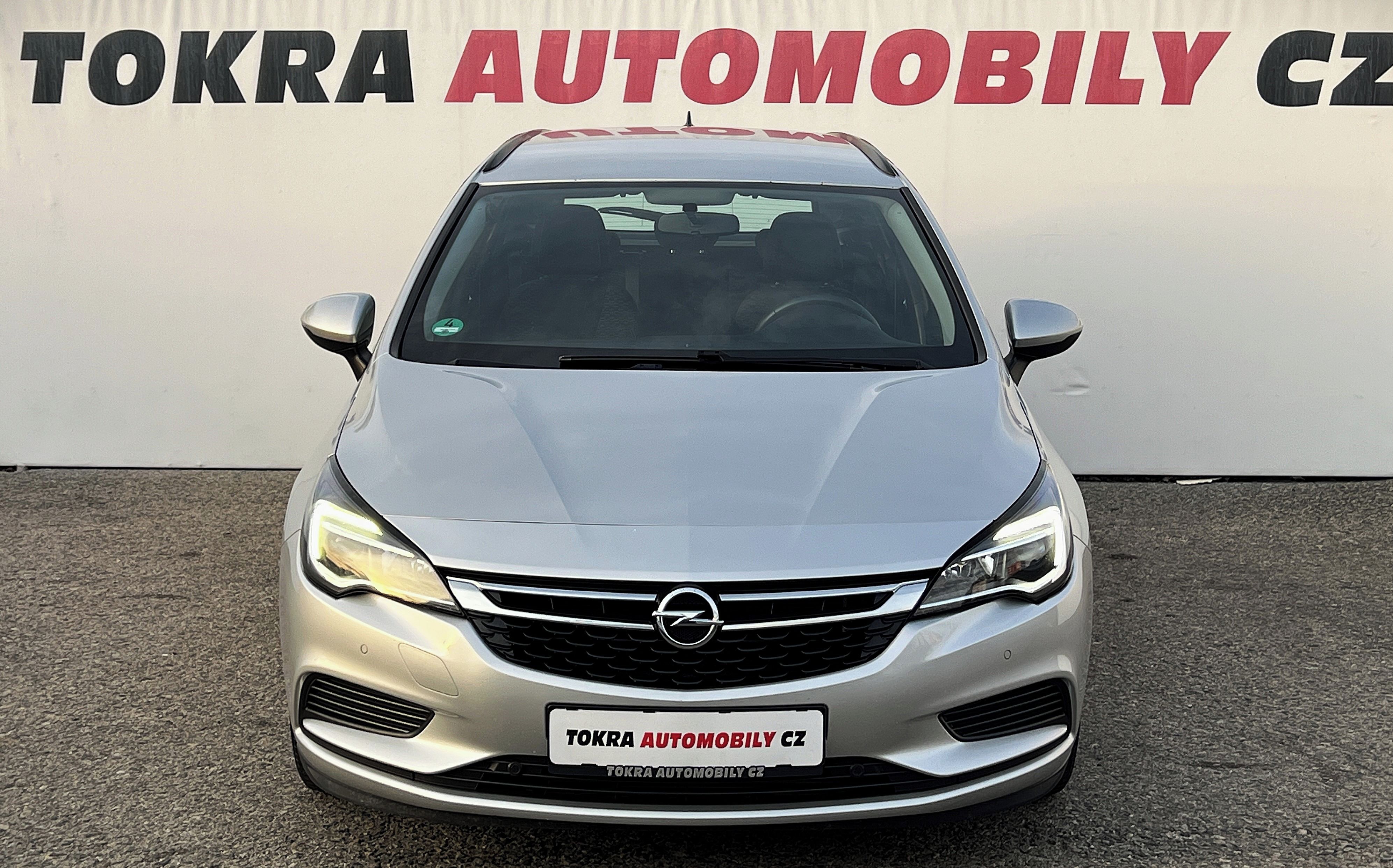 Opel Astra, 1.6CDTI ST Navigace Tažné DPH - fotka 2