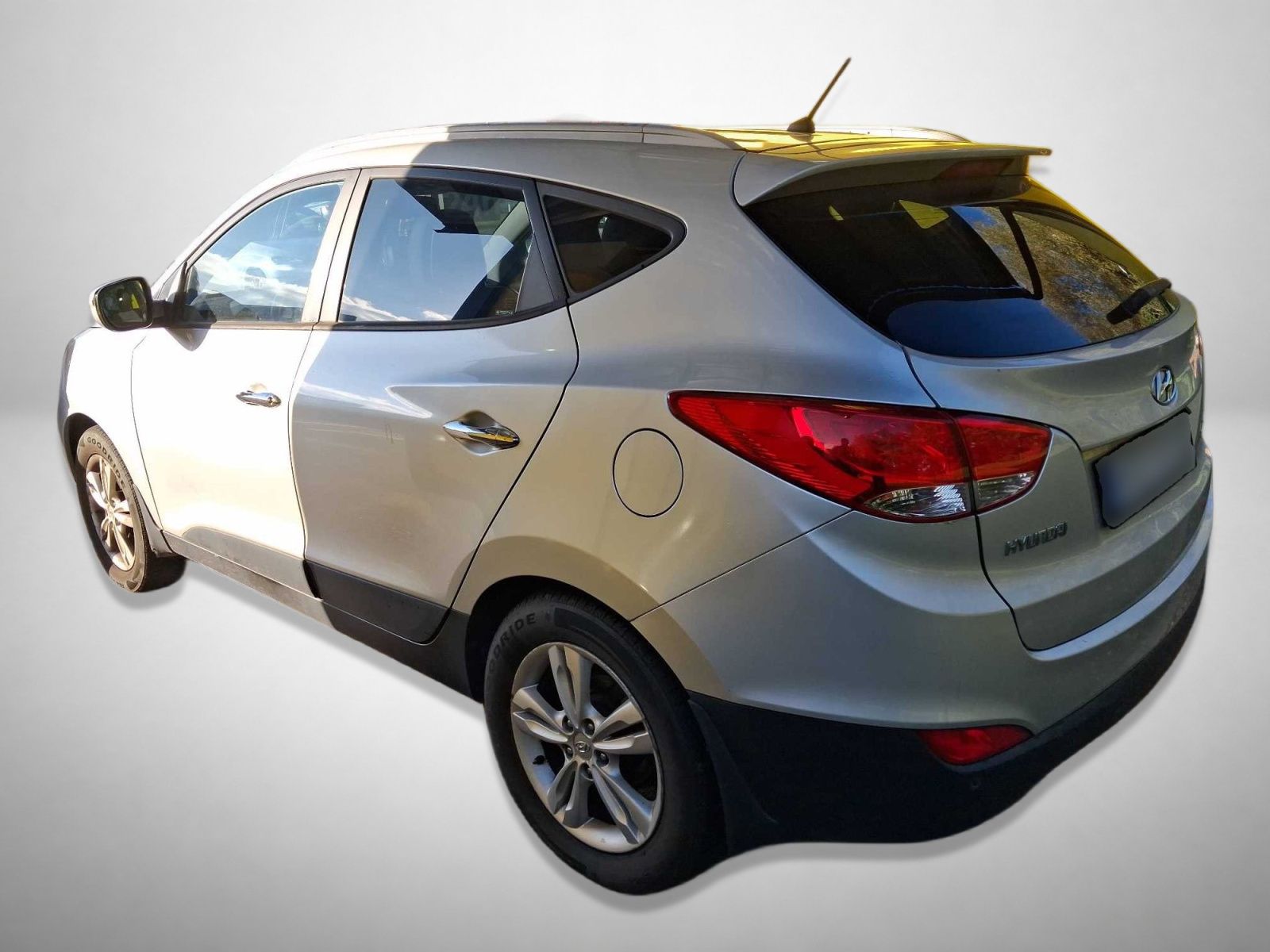 Hyundai ix35, 1.6 GDI, Serv.kniha - fotka 2