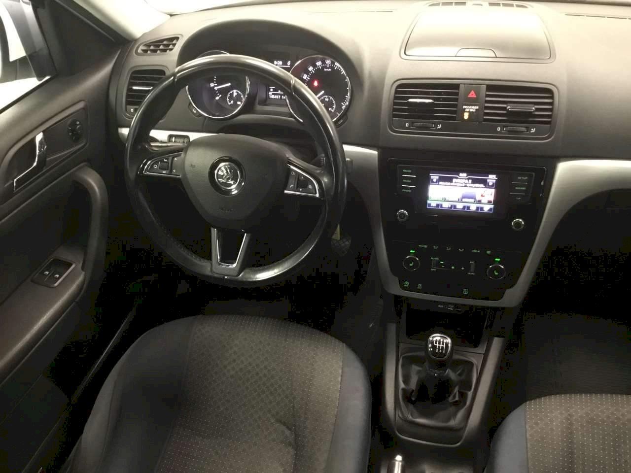 Škoda Yeti, Ambition 1.2 TSI 81 kW - fotka 5