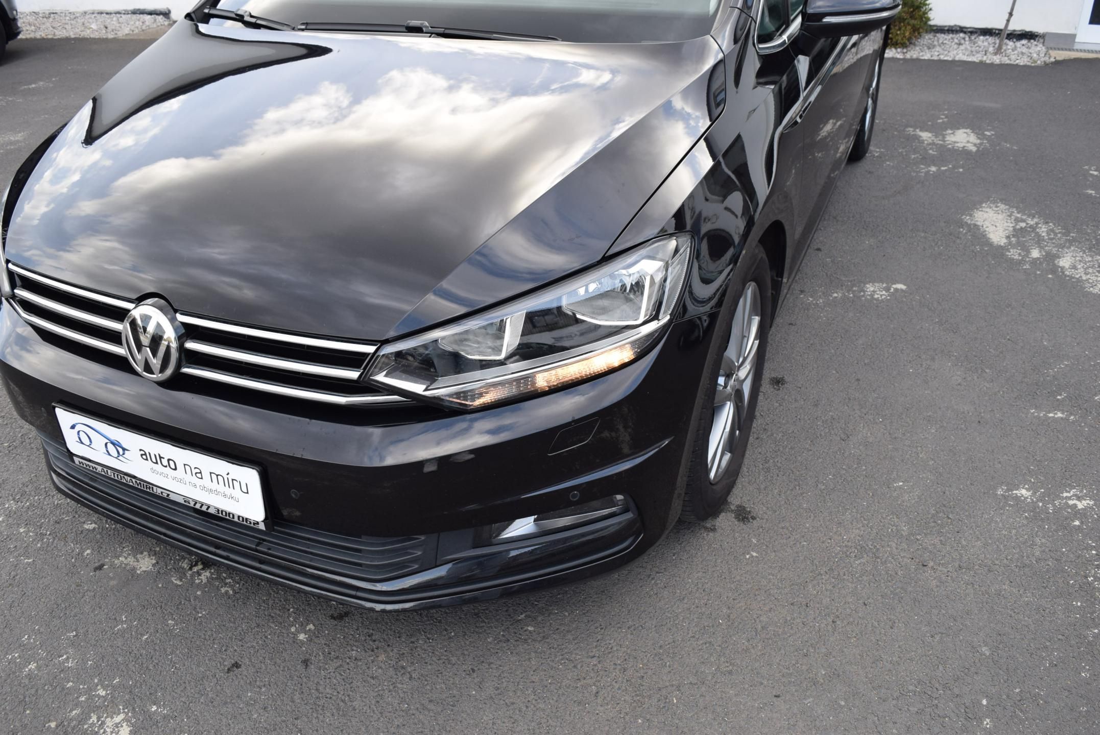 Volkswagen Touran, 1.4TSI 110kw CLBMT 7MÍST TAŽN - fotka 2