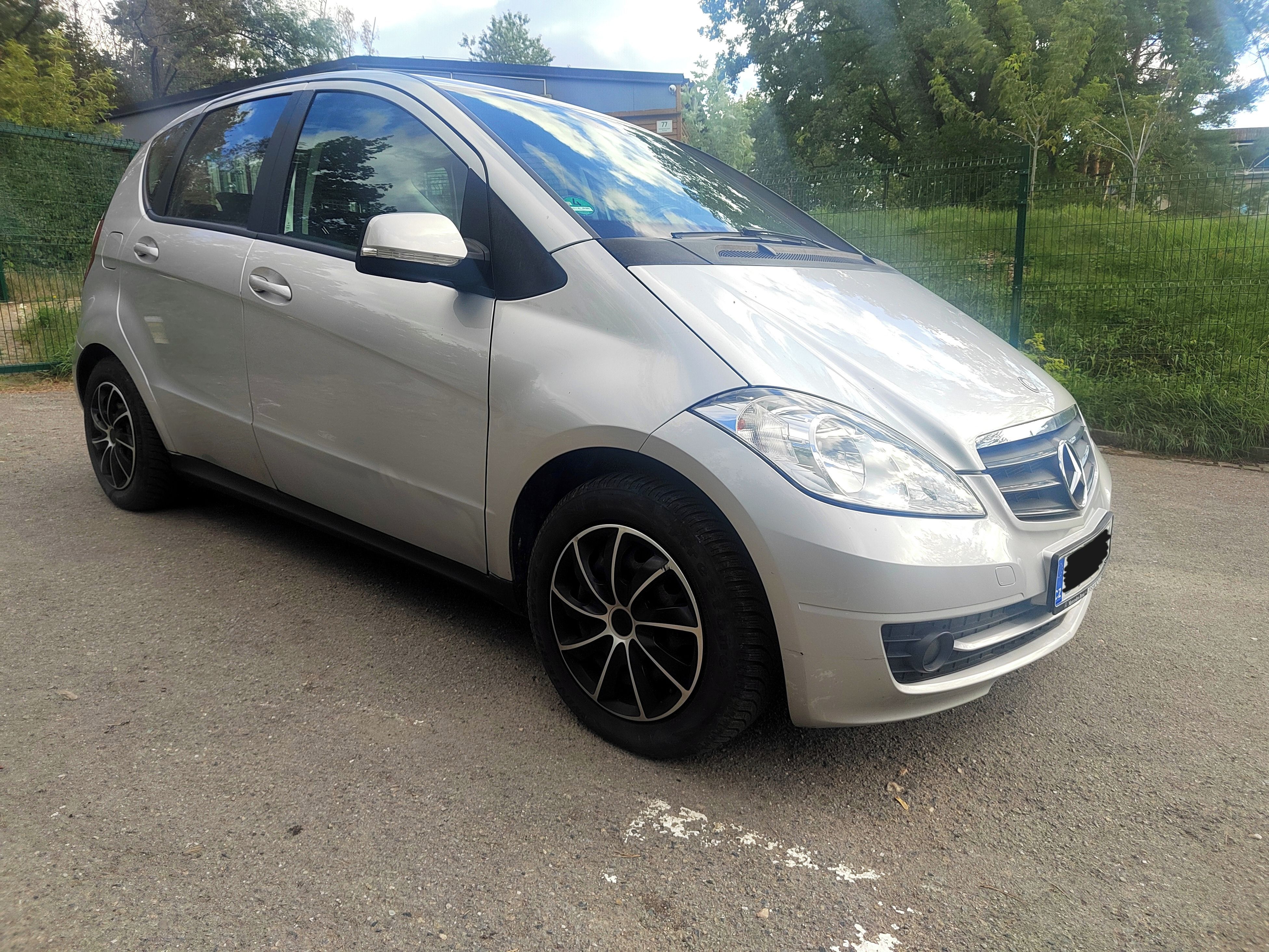 Mercedes-Benz Třídy A, Mercedes-Benz A 180 CDI - fotka 2