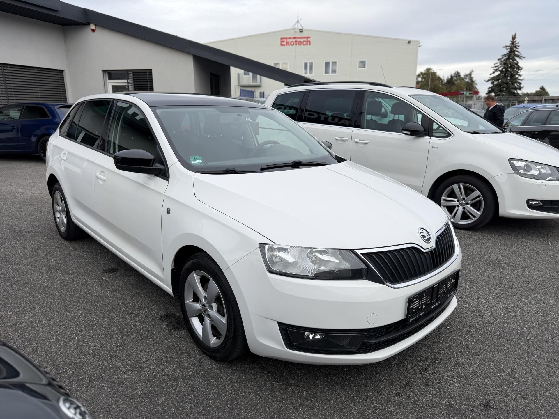 Škoda Rapid, 1.2 Tsi, 63kw, 1. Majitel - fotka 3