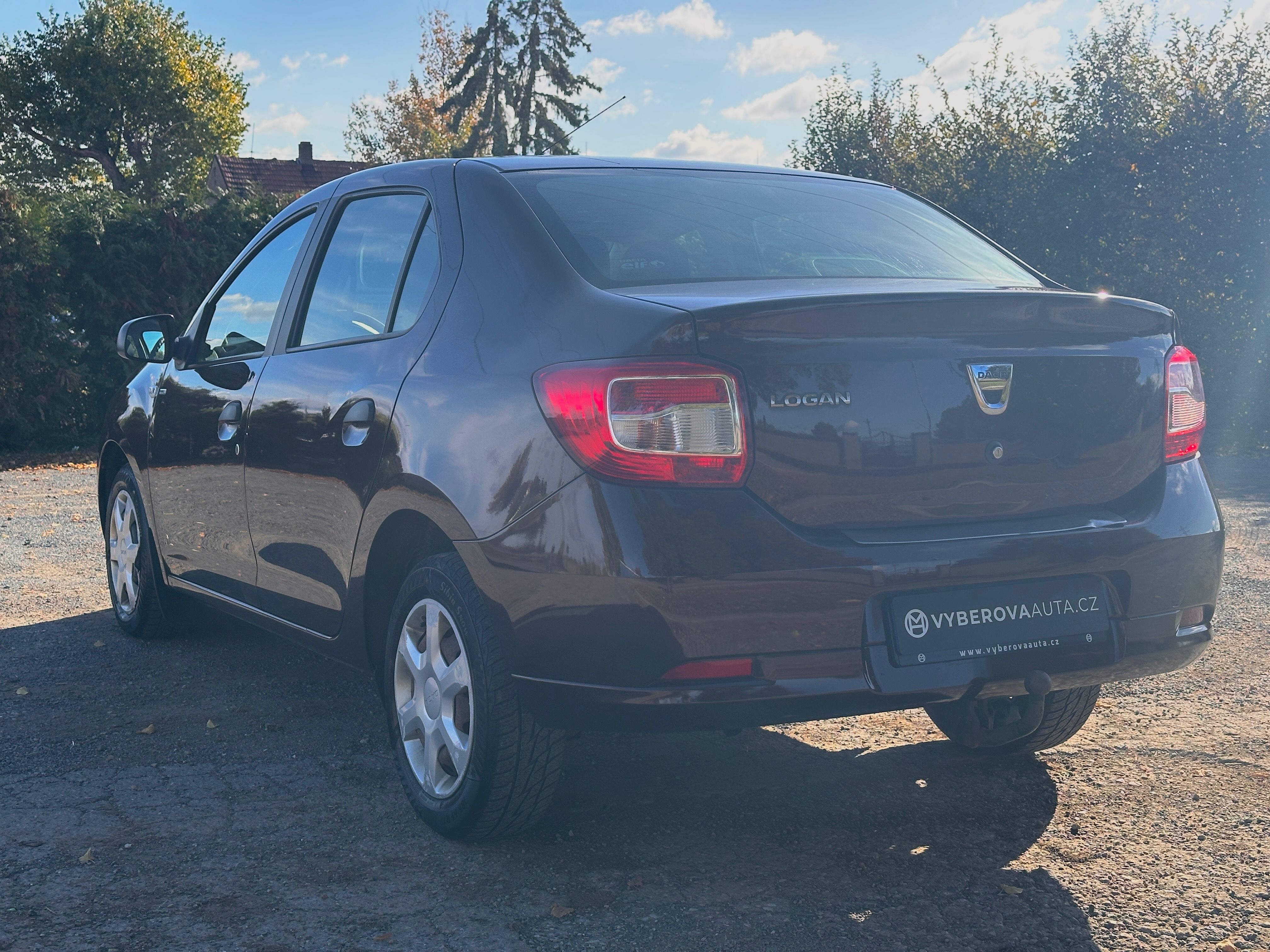 Dacia Logan, 1.2i 54kW/ Manuál/ Tažné/ ČR - fotka 3