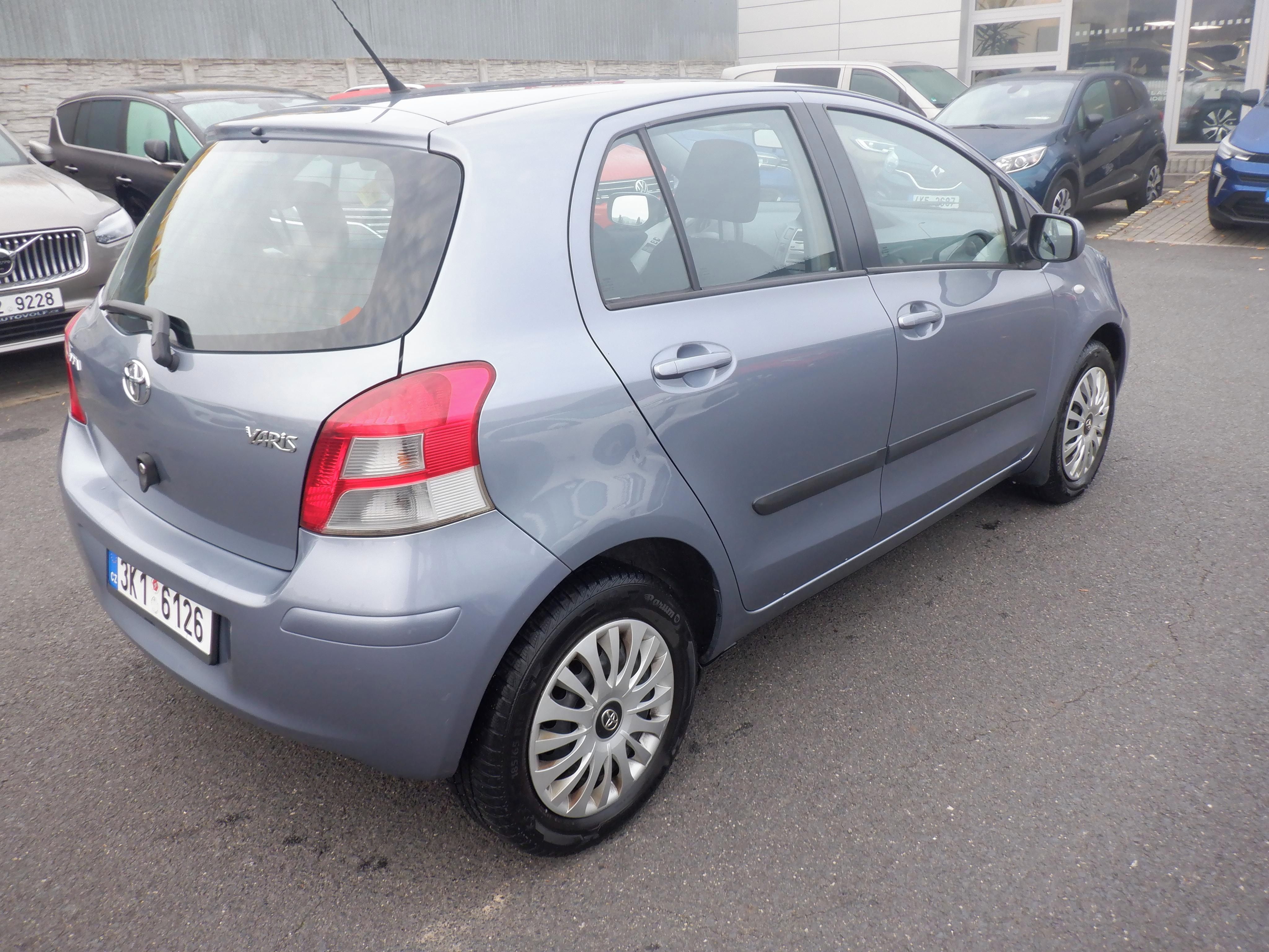 Toyota Yaris, 1.0 VVT-i 51kW - fotka 5
