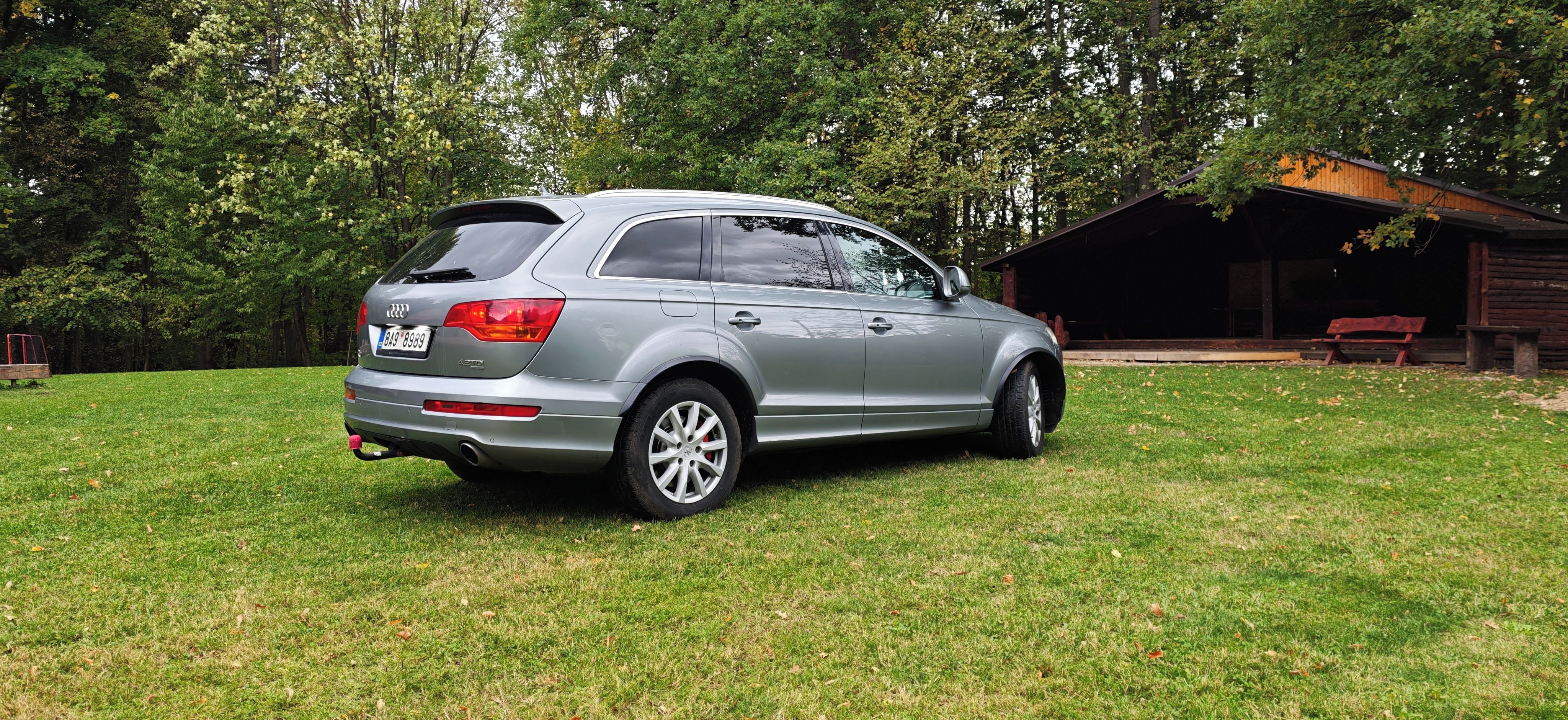 Audi Q7, 4,2 TDi V8 S-Line - fotka 6