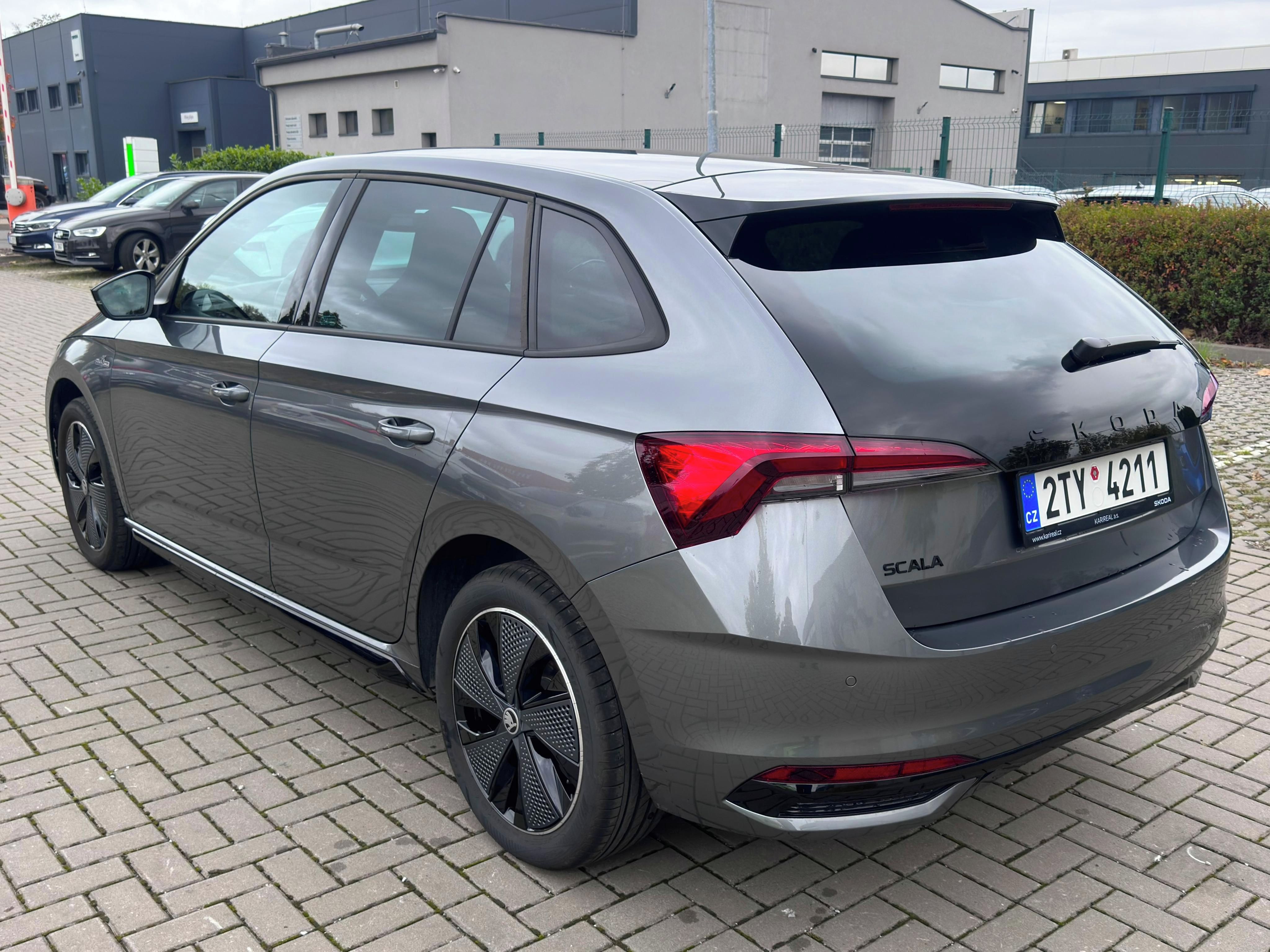 Škoda Scala, Monte Carlo TSI 85 kW DSG - fotka 3