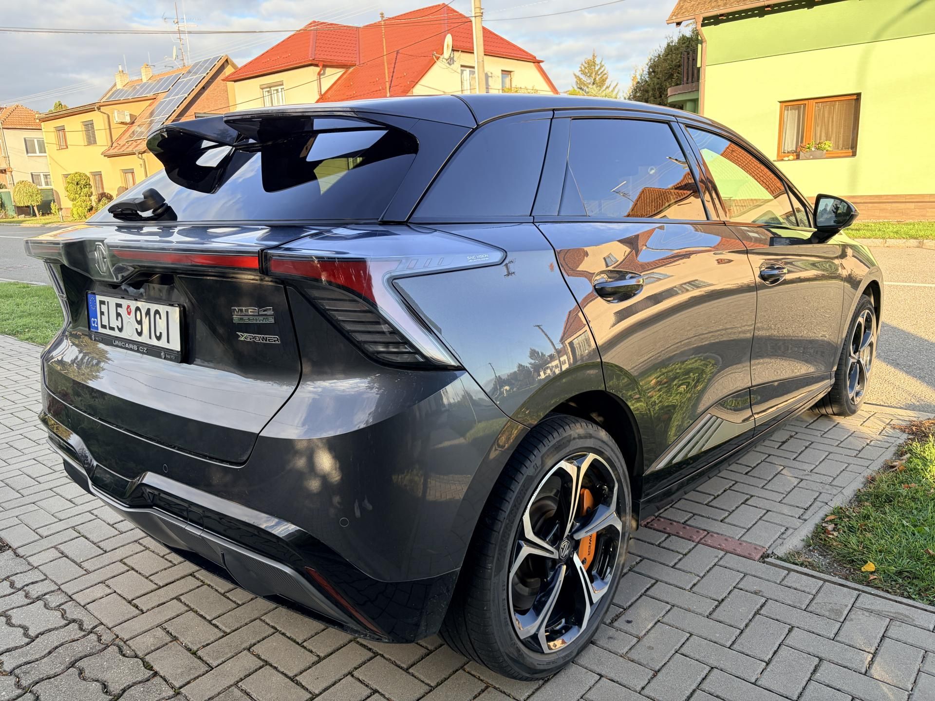 MG MG4, XPOWER 320kW 4x4 - fotka 4