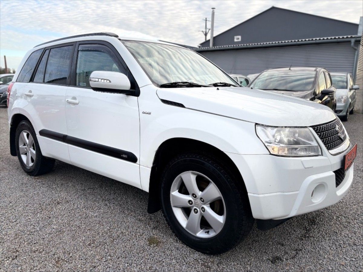 Suzuki Grand Vitara, 1,9 DDiS po rozvodech 4x4 DPH - fotka 2