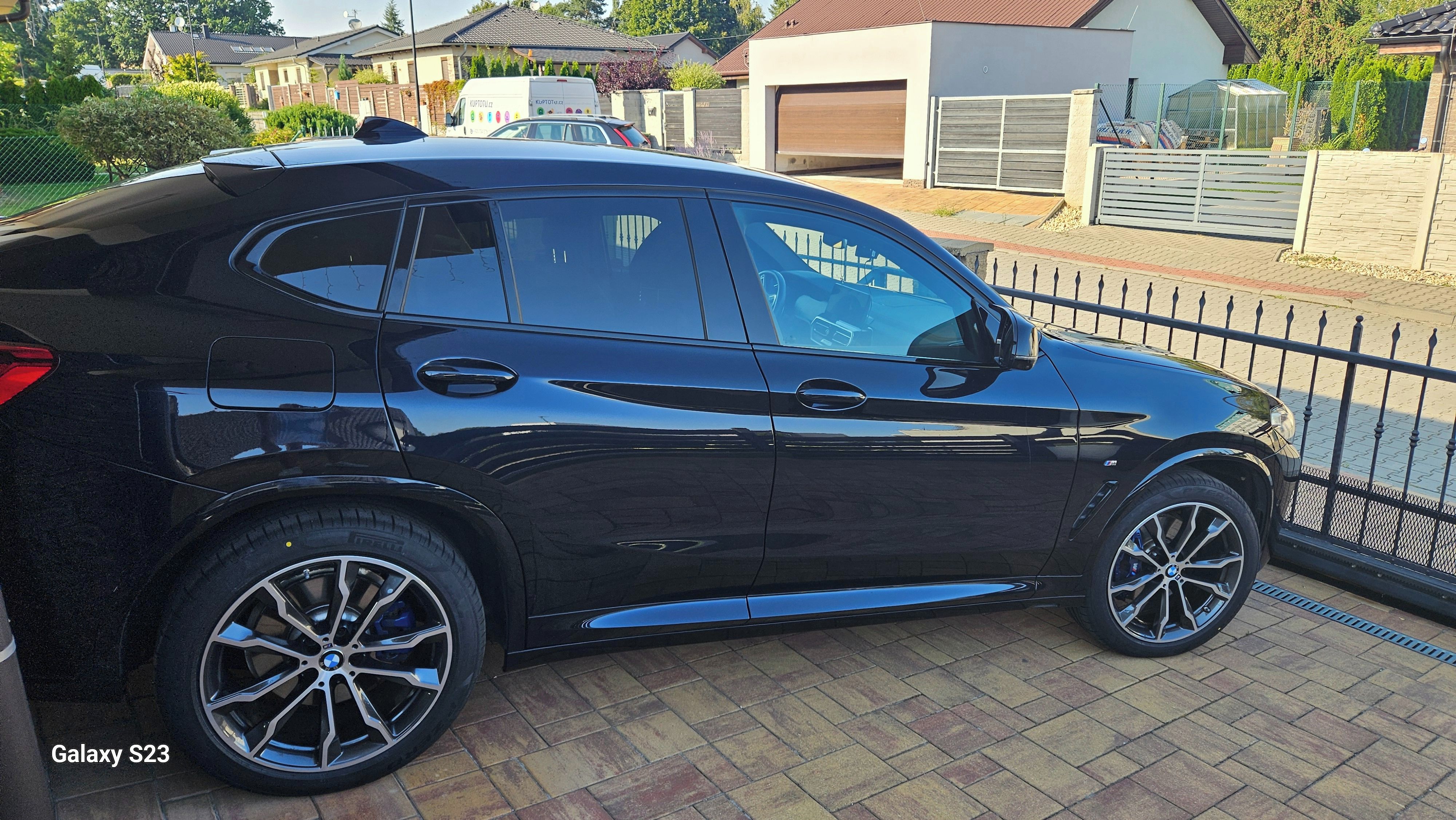 BMW X4, M 4.0i - fotka 2
