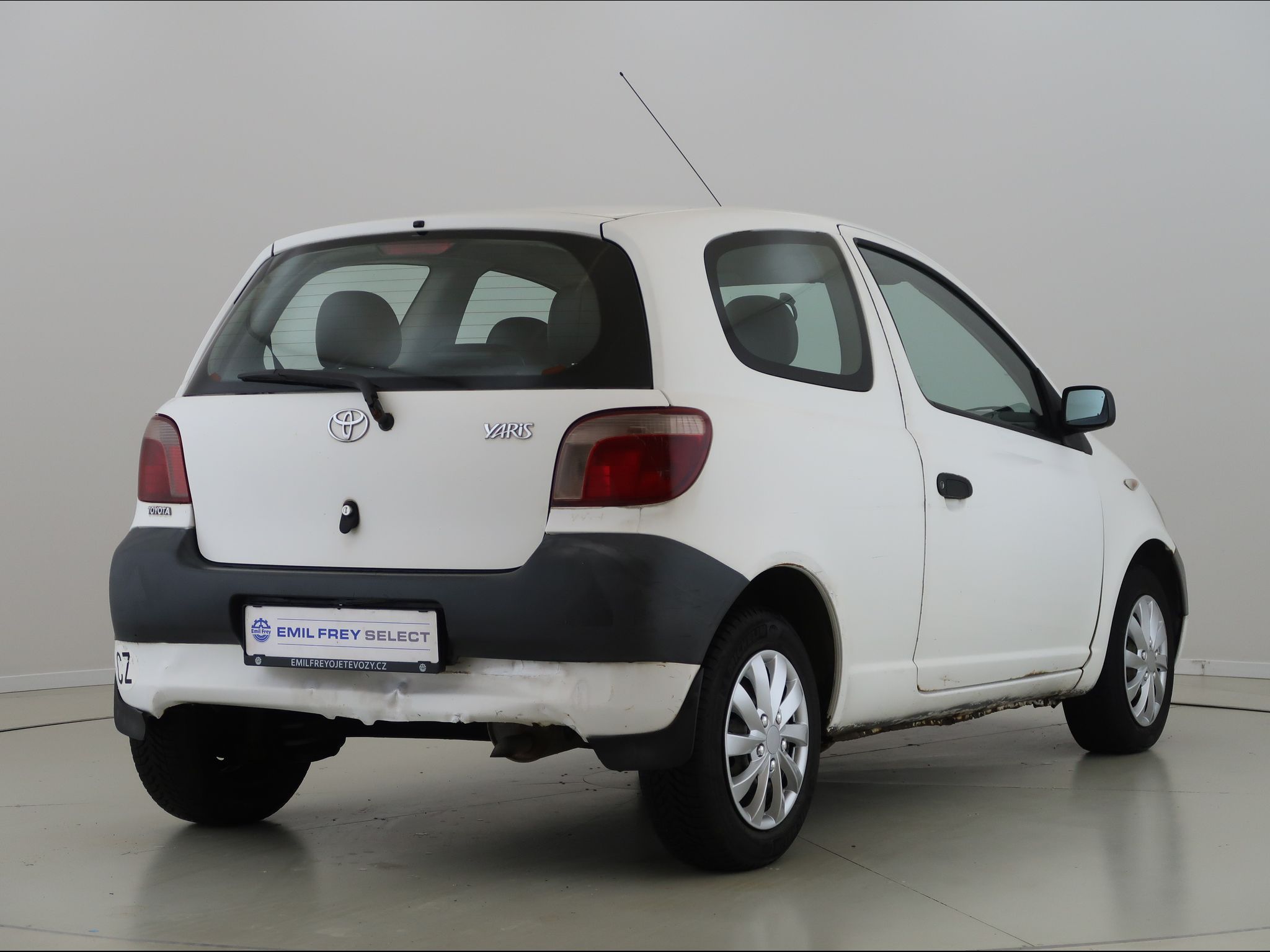 Toyota Yaris, 1.0,50KW,Manuál - fotka 5