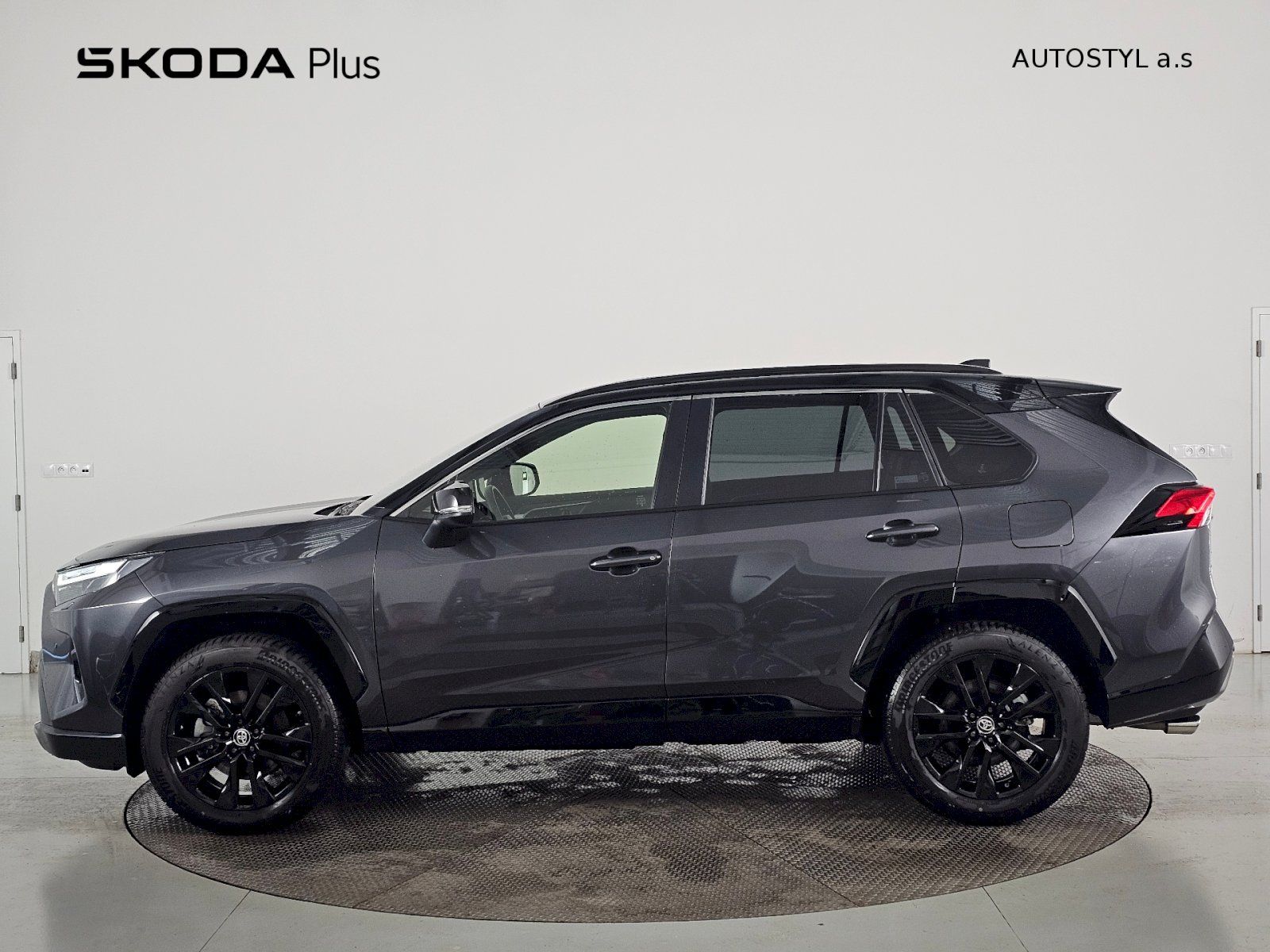Toyota Rav4, 2.5HEV 222k 4X4 SELECTION - fotka 3