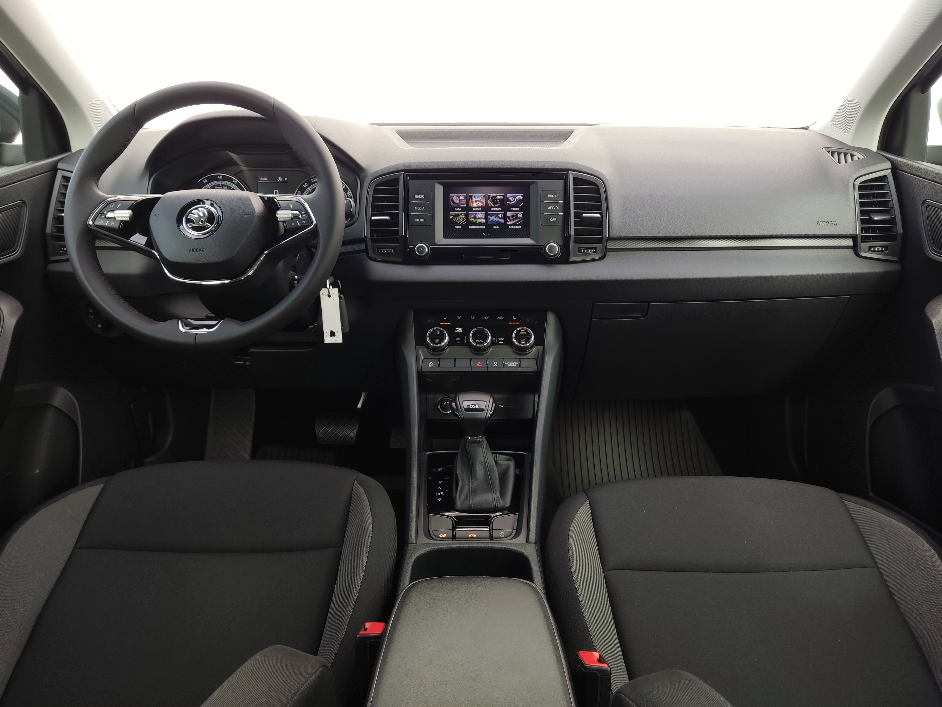 Škoda Karoq, 1.5 TSI 110 kW DSG AM 2021 - fotka 5