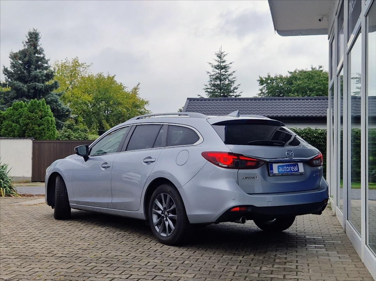 Mazda 6, 2,2 D SKYACTIVE, VÝHŘEV NOSIČ - fotka 3