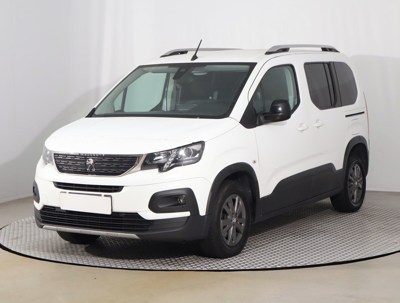 Peugeot Rifter, 1.5 BlueHDi, Allure, 5Míst, ČR - fotka 2
