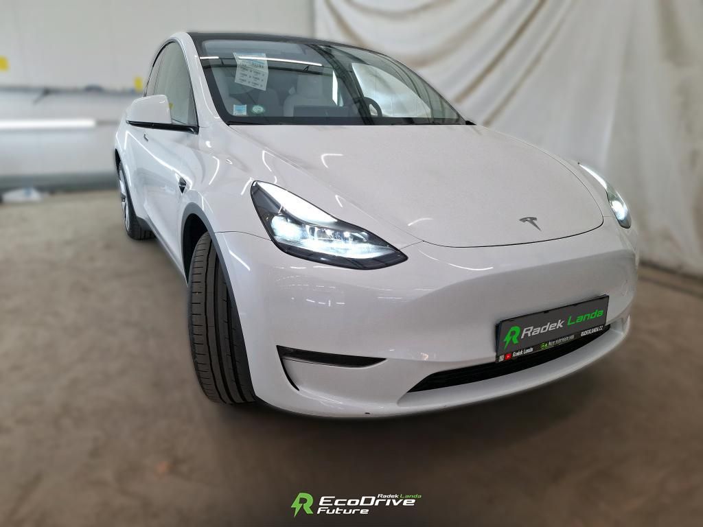 Tesla Model Y, Bílý interiér, AMD, tažné - fotka 2