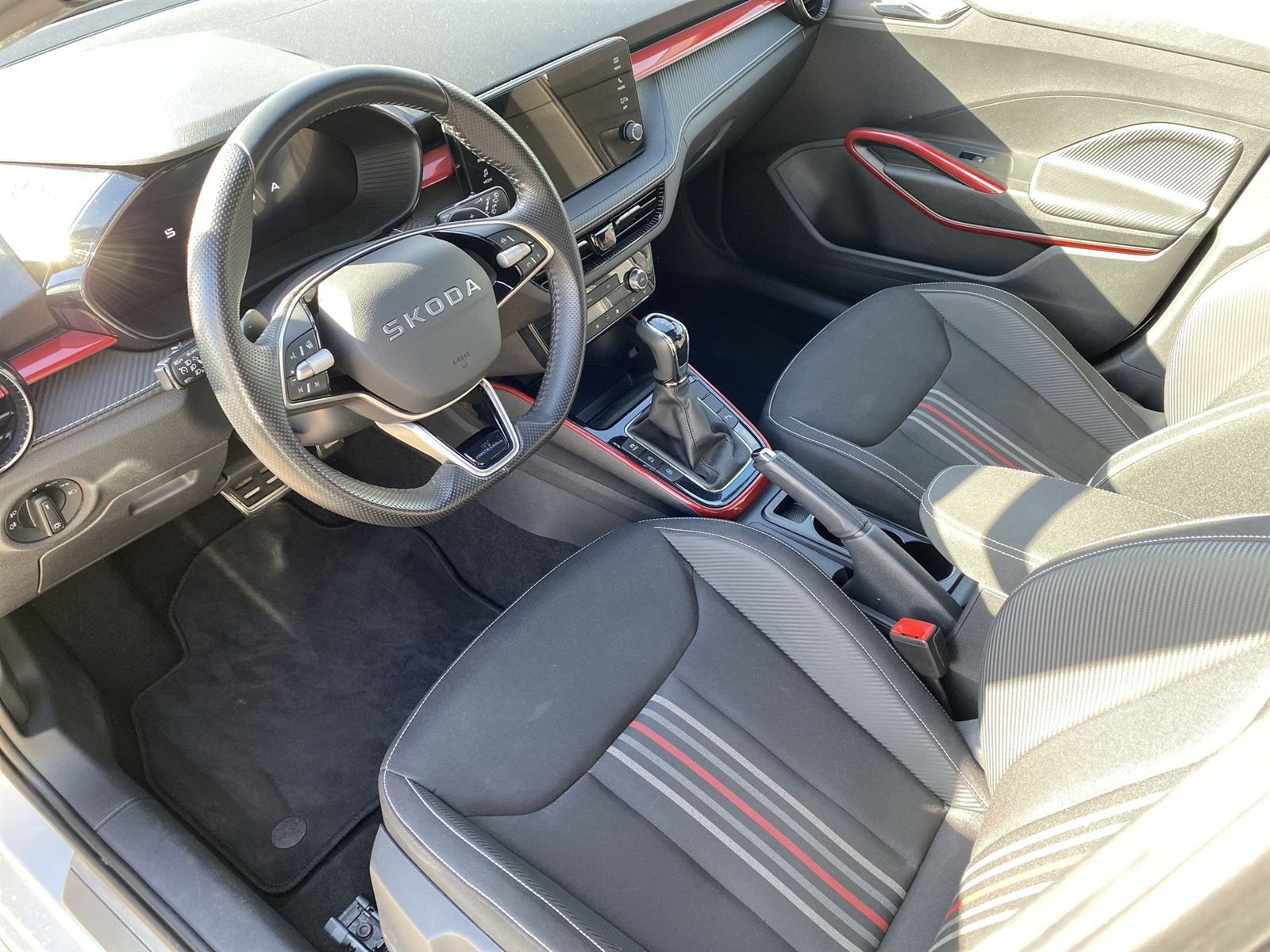 Škoda Fabia, 1.5 TSI DSG Monte Carlo - fotka 6