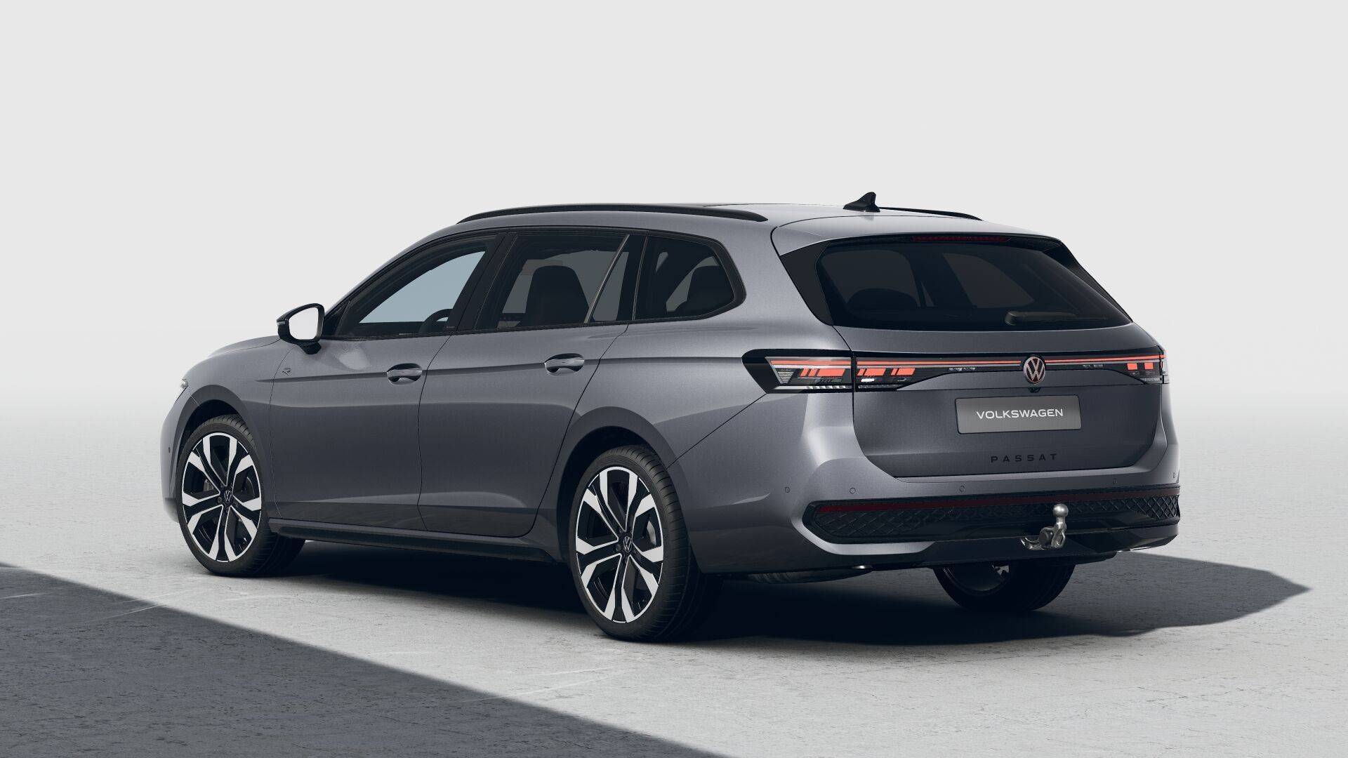 Volkswagen Passat, R-Line Family 7DSG 4M 2,0TSI - fotka 2