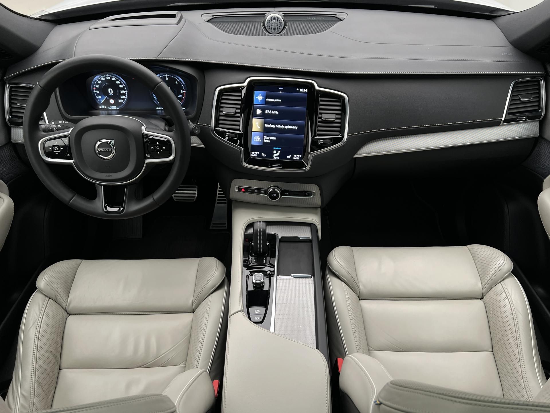 Volvo XC90, B5 AWD R-DESIGN 7 MÍST AUT - fotka 2