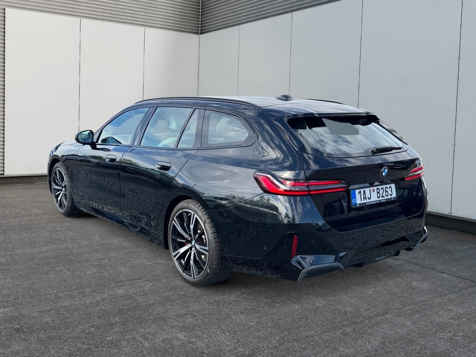 BMW Řada 5, TOURING 520d 145kW CZ DPH - fotka 4