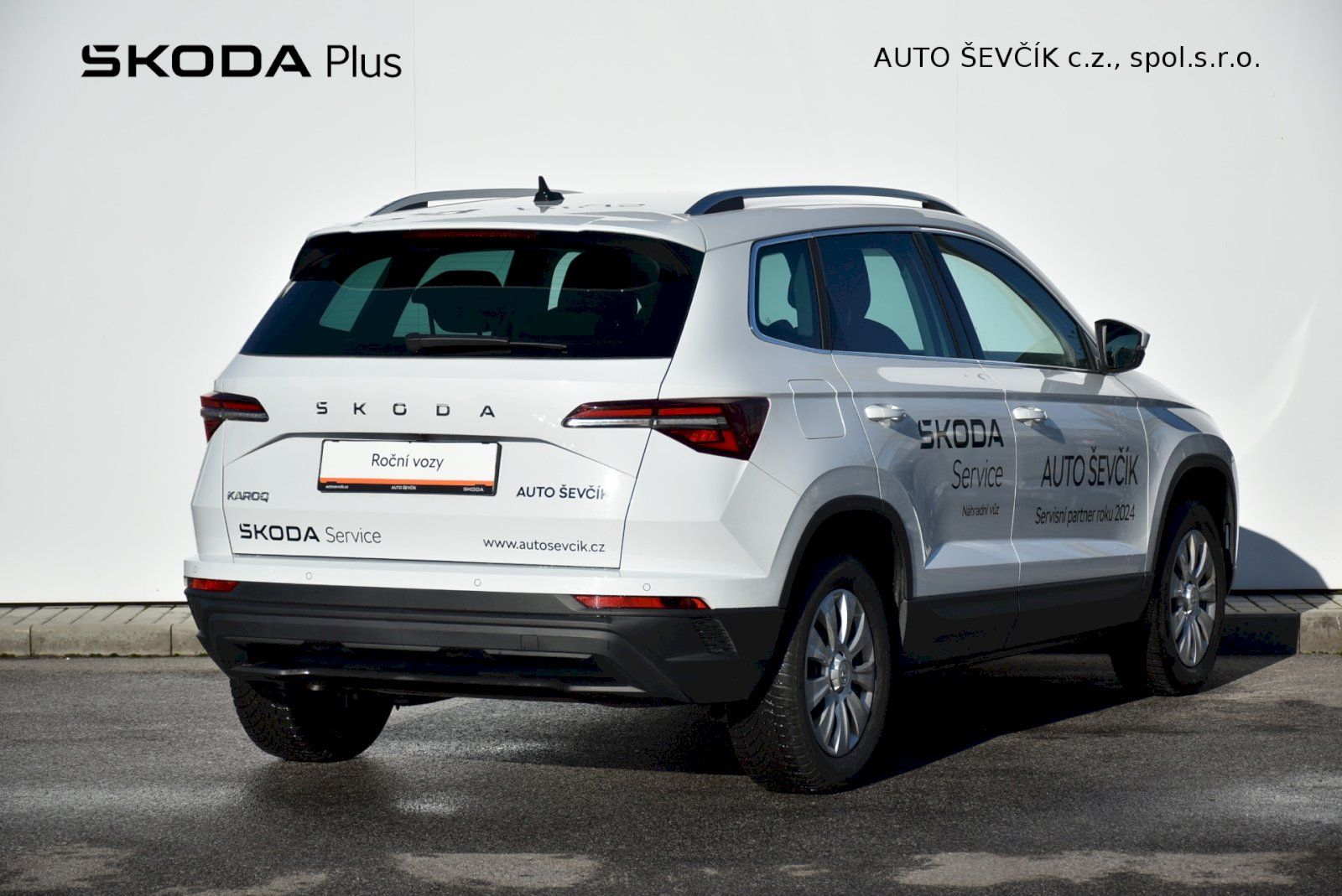 Škoda Karoq, Top Selection 1,5 TSI 110 kW 6 - fotka 2
