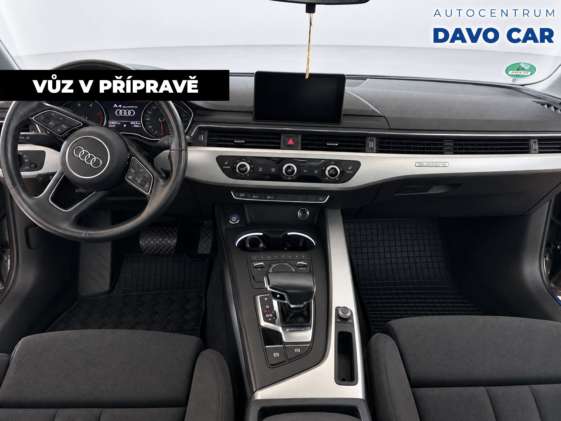 Audi A4, 2,0 TDi 140kW Quattro S-Tronic - fotka 3