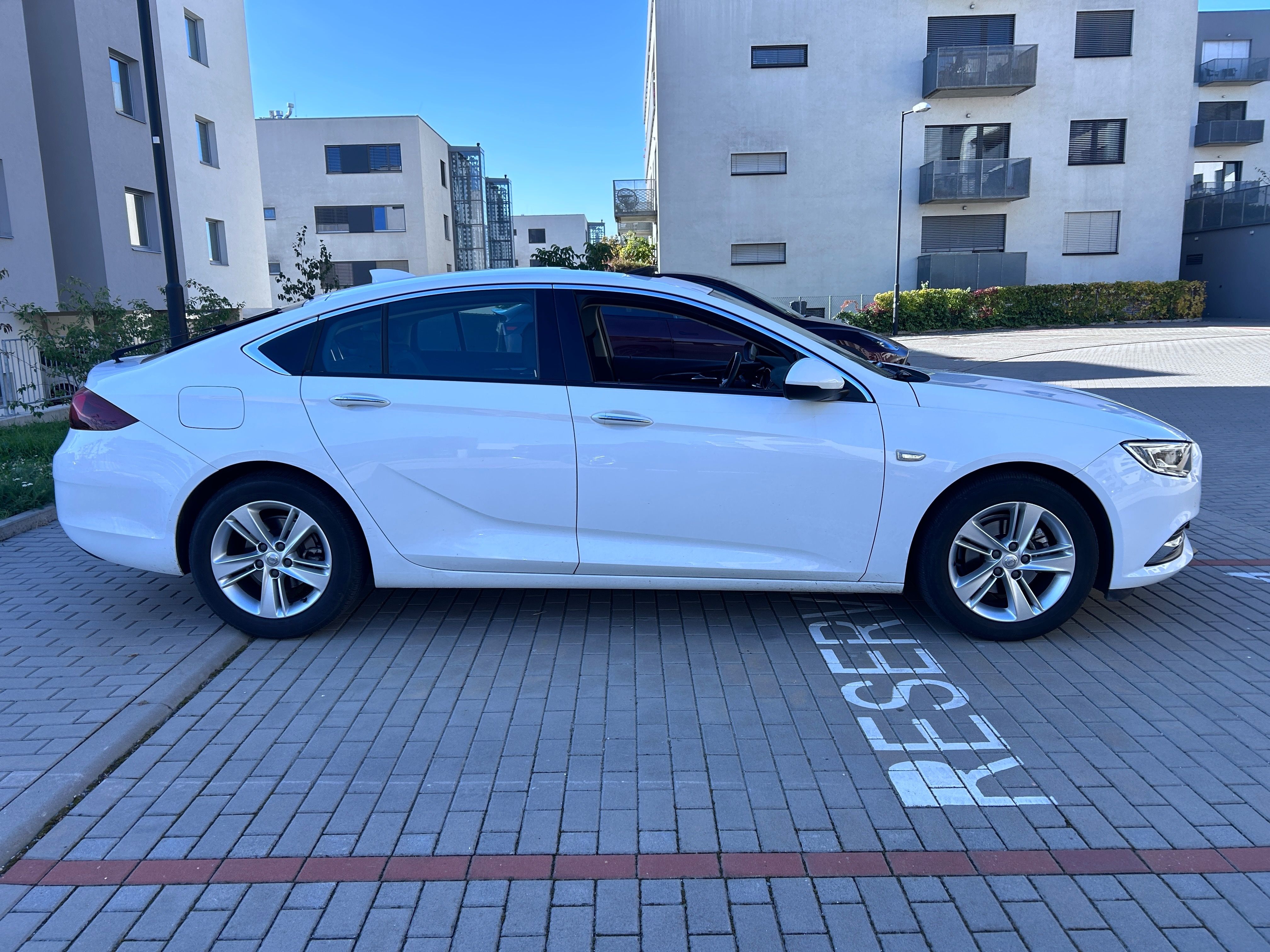 Opel Insignia, GRAND SPORT - fotka 4