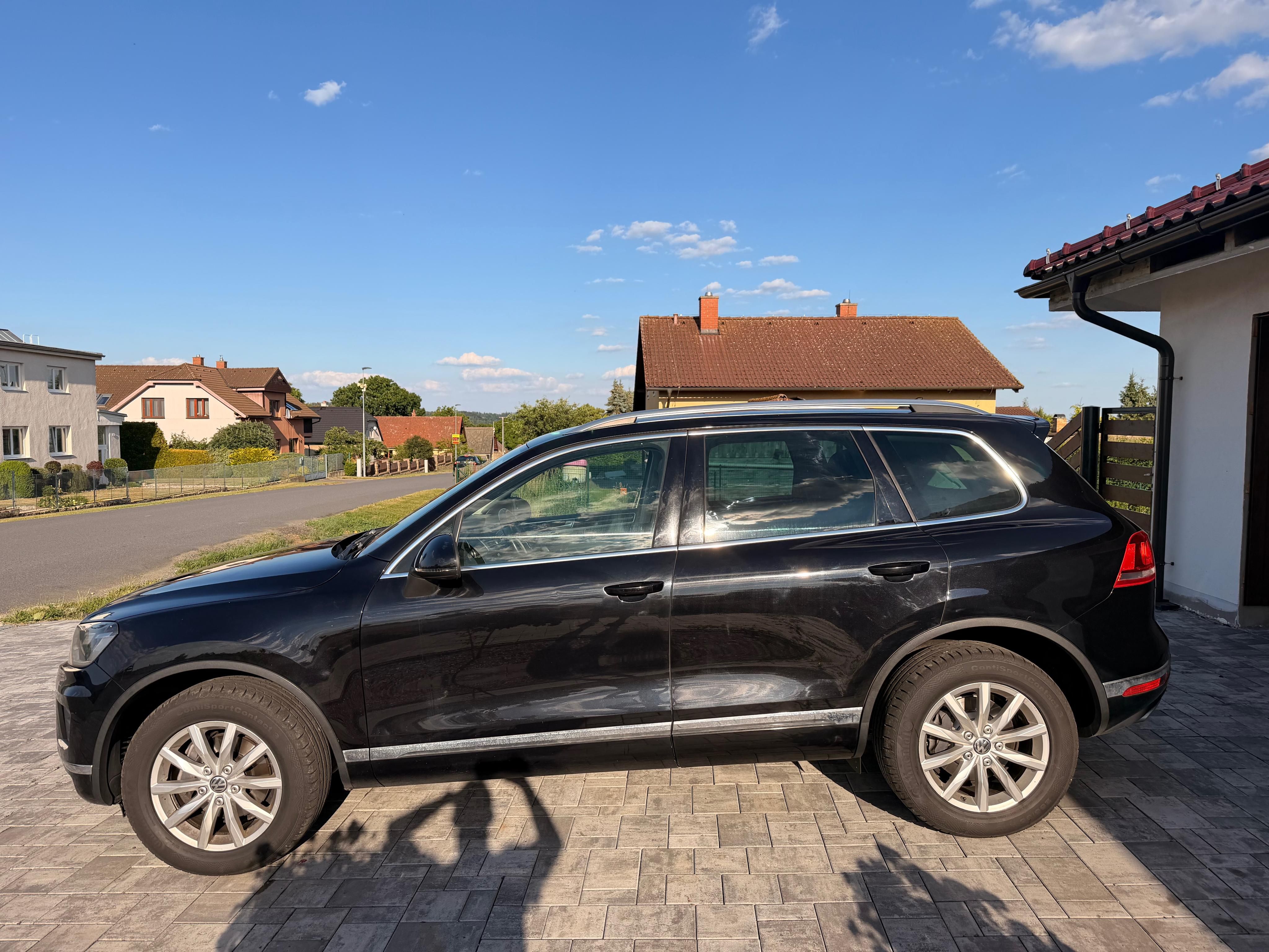 Volkswagen Touareg, 3.0 TDi 193kW, nový AdBlue - fotka 2