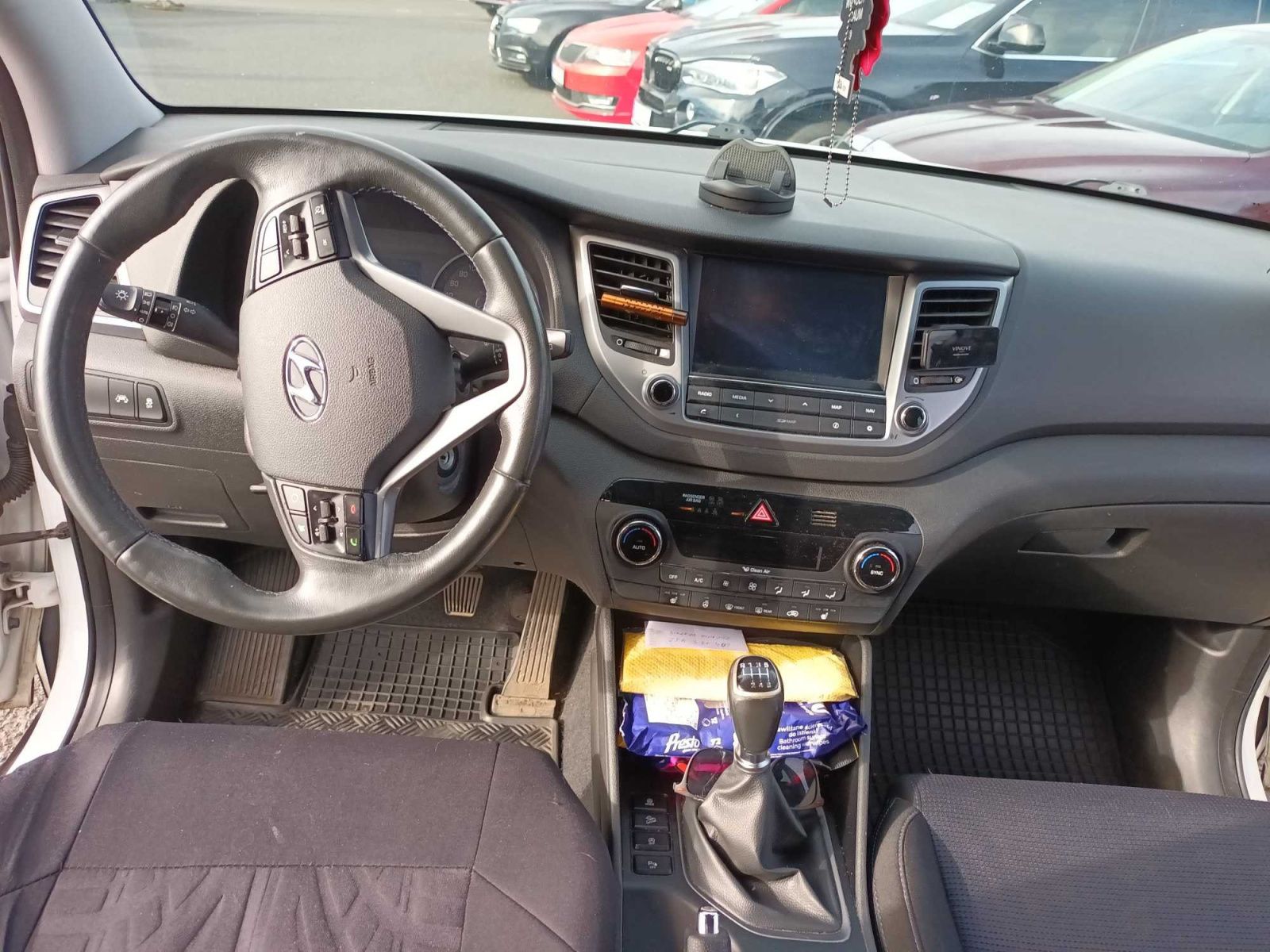 Hyundai Tucson, 1.7 CRDi, Trikolor, Navi - fotka 3