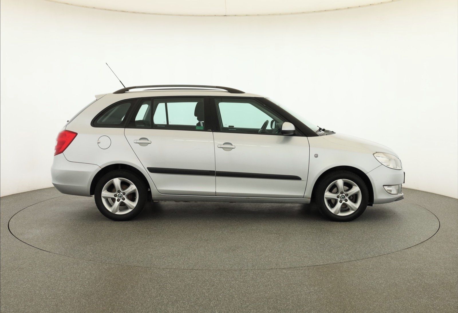 Škoda Fabia, 1.6 TDI, Style, Serv.kniha - fotka 6