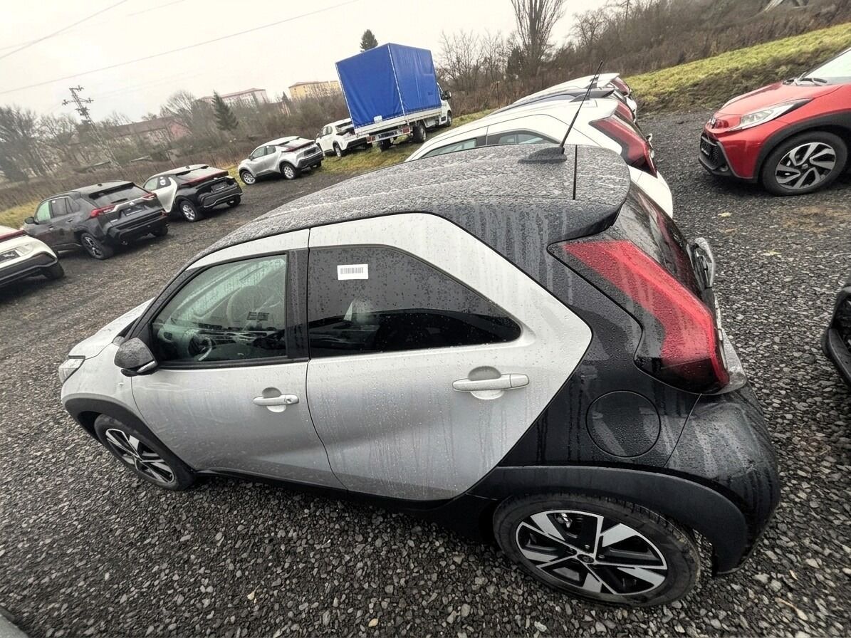 Toyota Aygo, 1,5 X Style 2026 - fotka 4