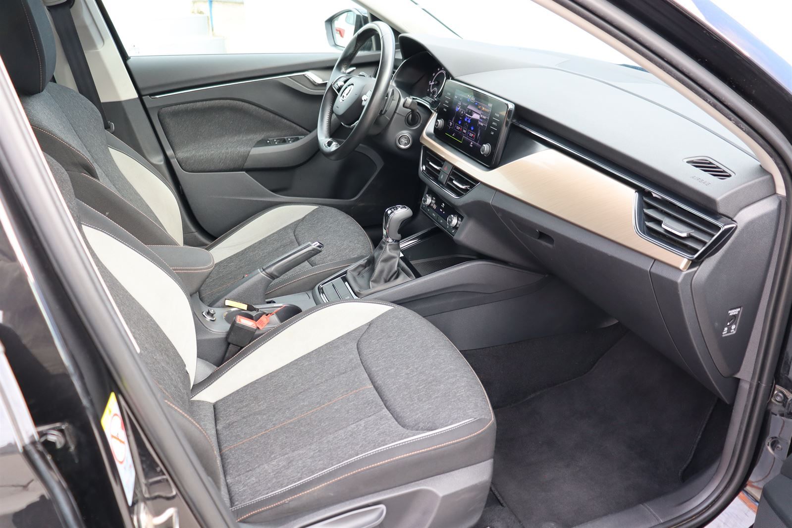 Škoda Scala, 1.5 TSI DSG Style - fotka 4