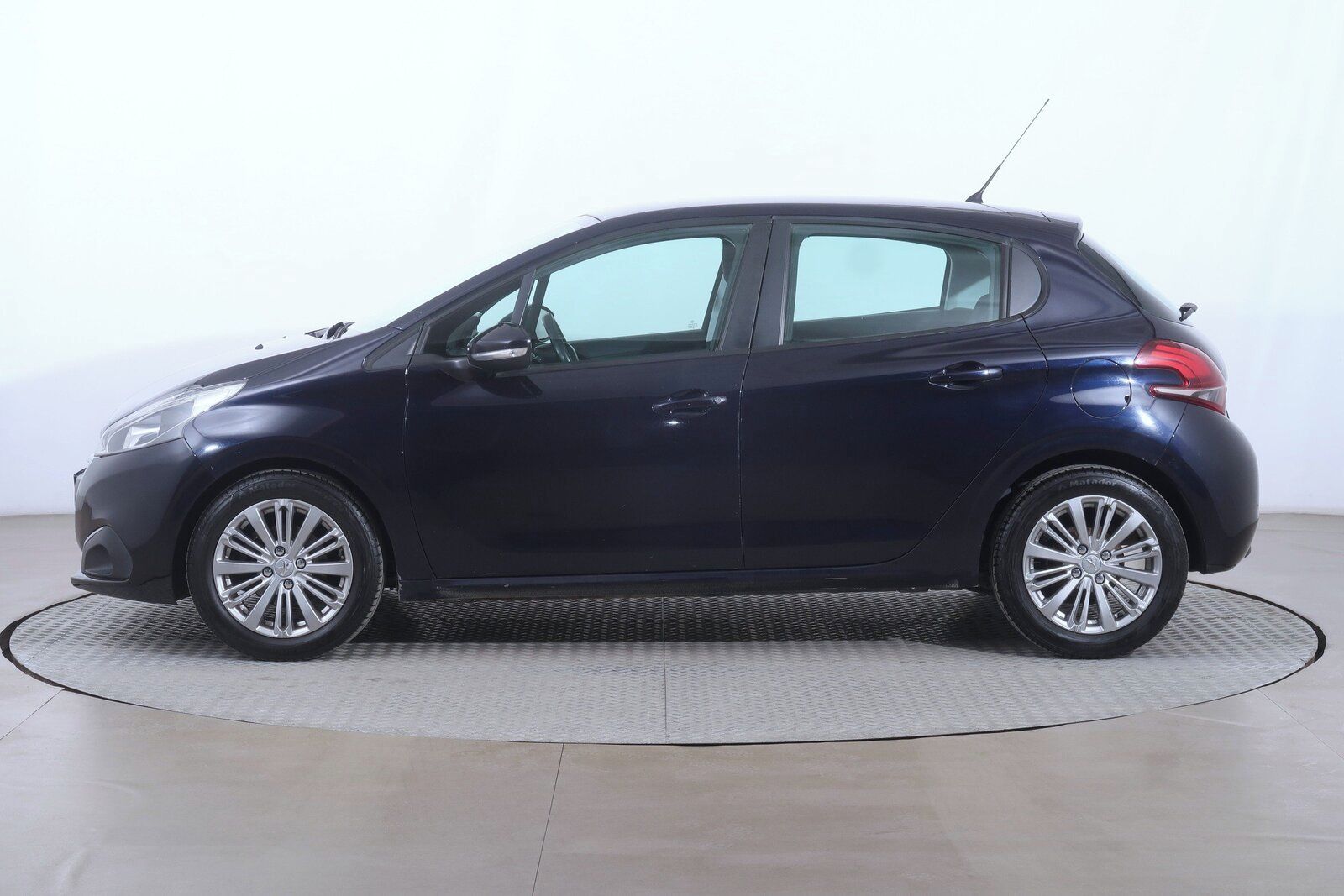 Peugeot 208, 1.2 PureTech, Serv.kniha - fotka 3