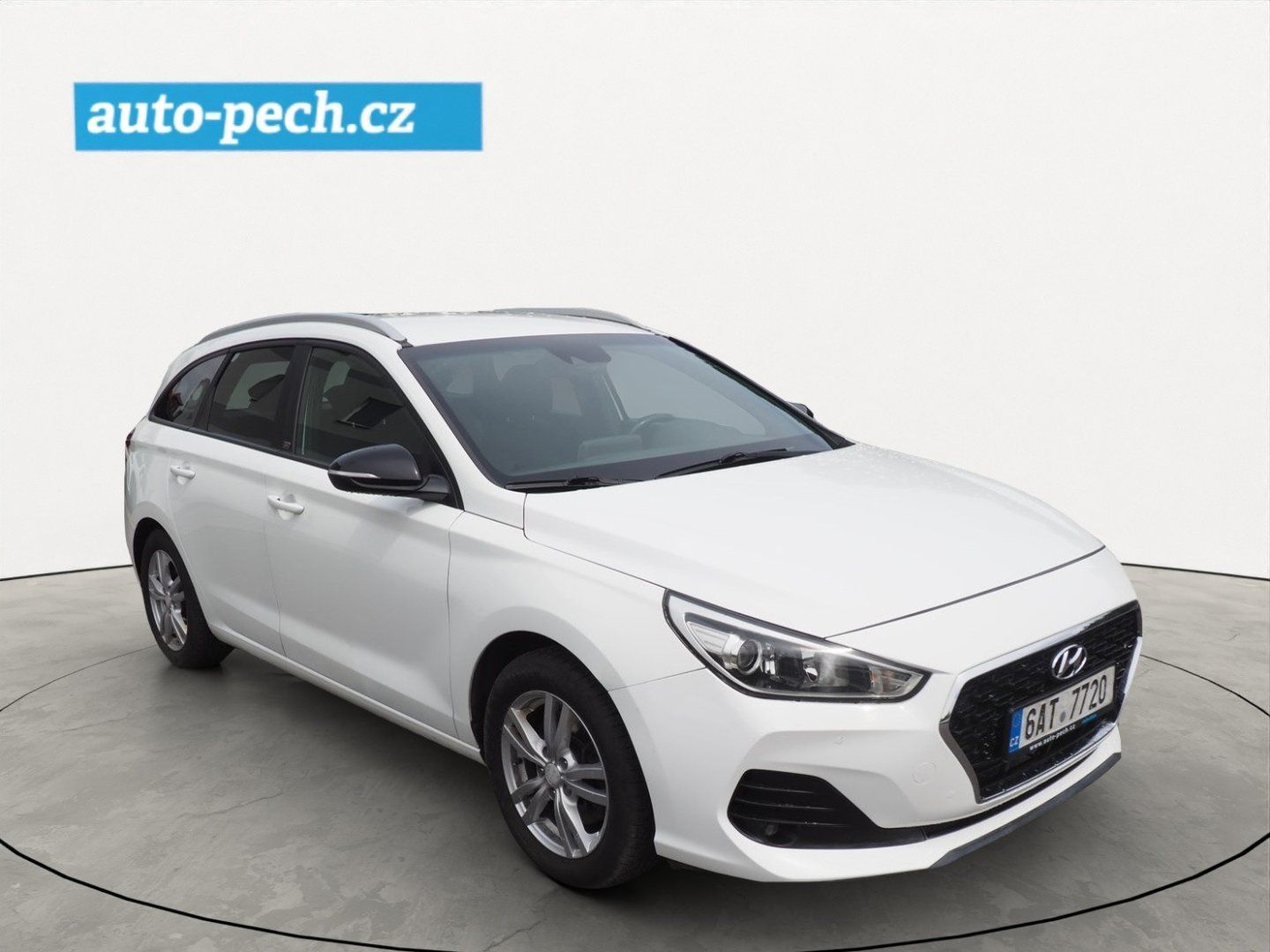 Hyundai i30, 1.4-GDI, 103 kW, CZ, Navi - fotka 5