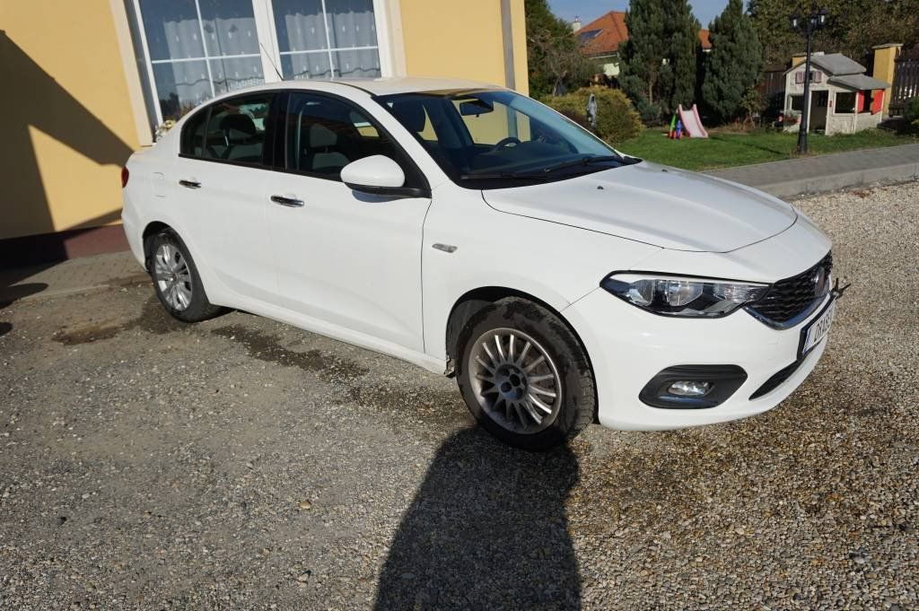 Fiat Tipo, 1,4  I  nové v ČR - fotka 2