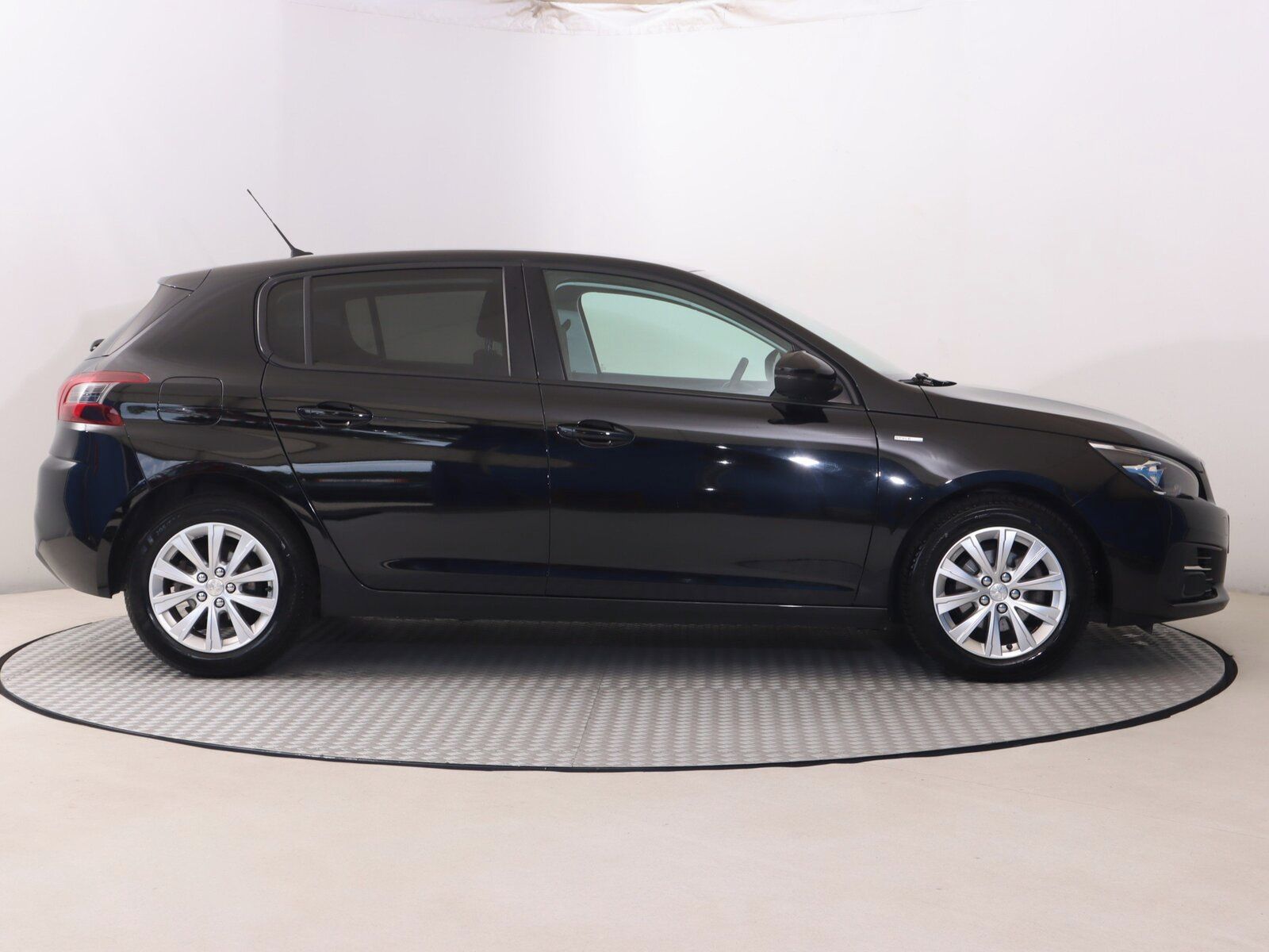 Peugeot 308, 1.5 BlueHDi, Serv.kniha - fotka 6