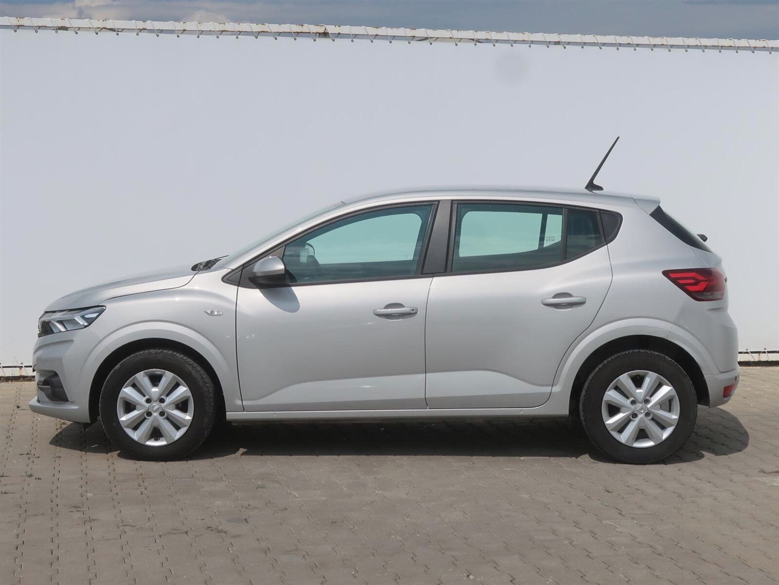 Dacia Sandero, 1.0 TCe, Automat, Serv.kniha - fotka 3