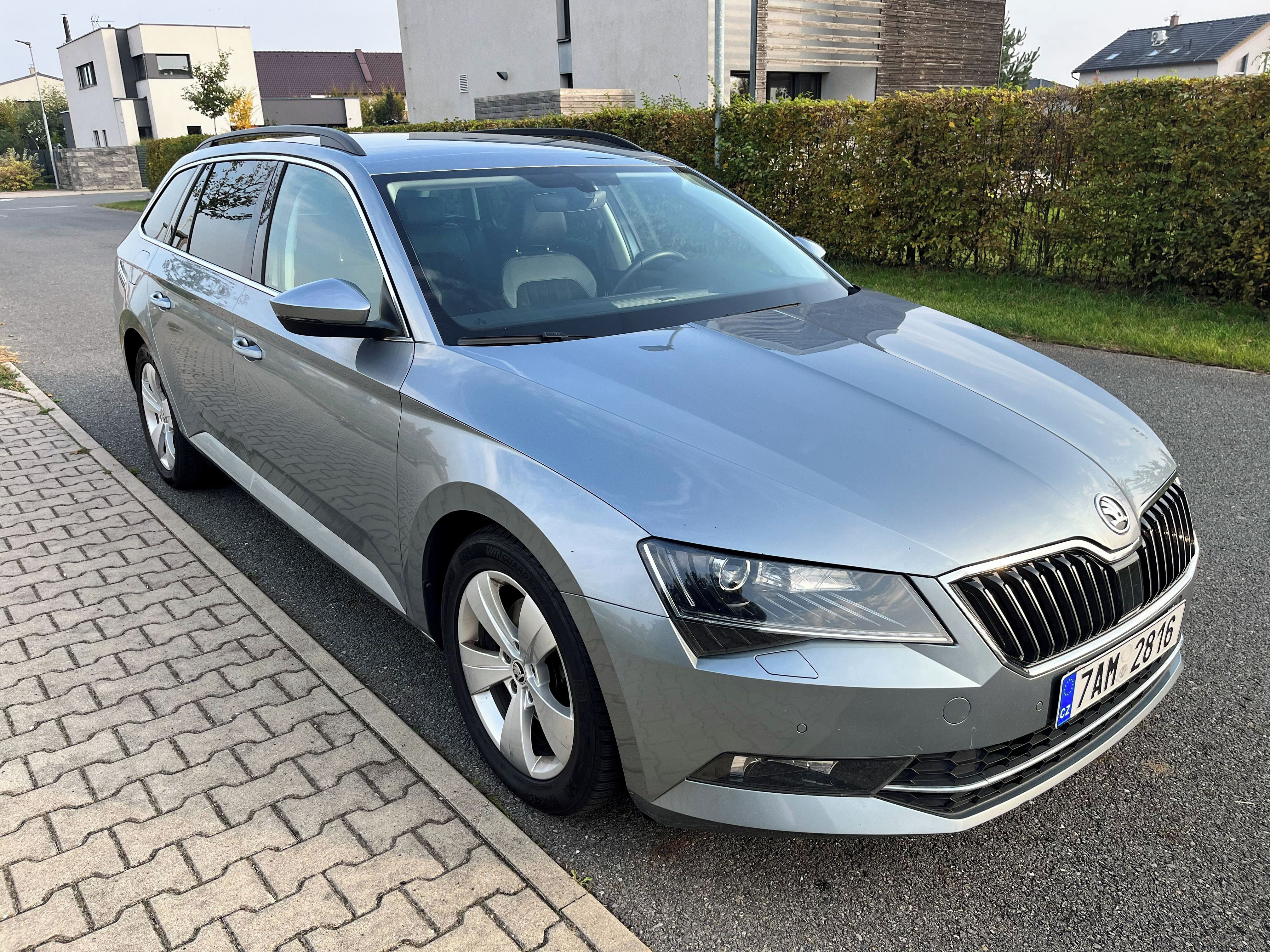 Škoda Superb, 2,0 TDI DSG, CZ