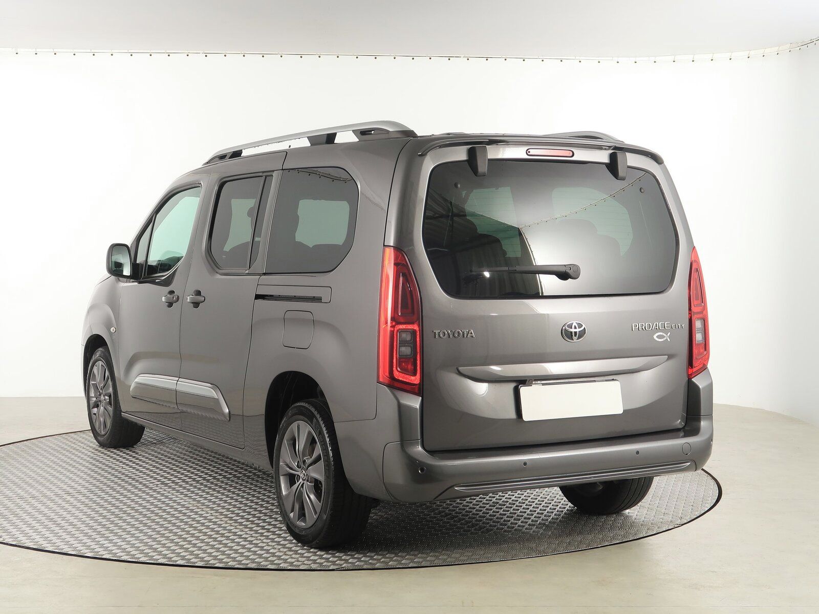 Toyota Proace City Verso, Maxi 1.2 T, Family, 7Míst, ČR - fotka 4