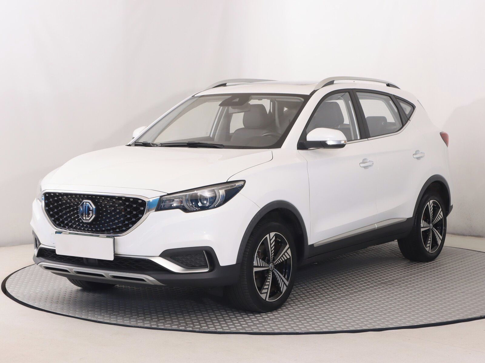 MG ZS, EV 42.5 kWh, SoH 95%, Luxury - fotka 2