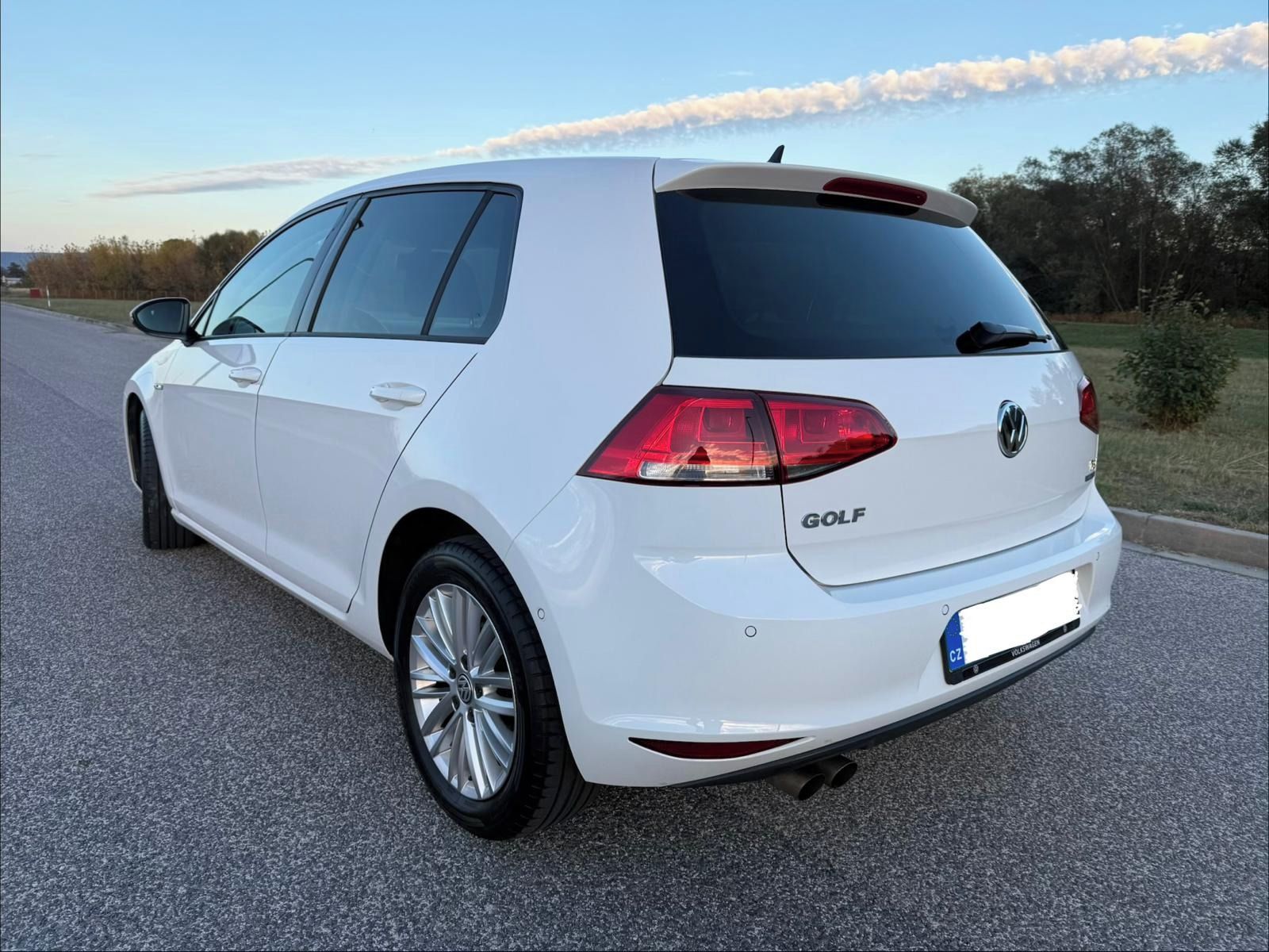 Volkswagen Golf, VII, 1.4 TSI, výbava CUP - fotka 4