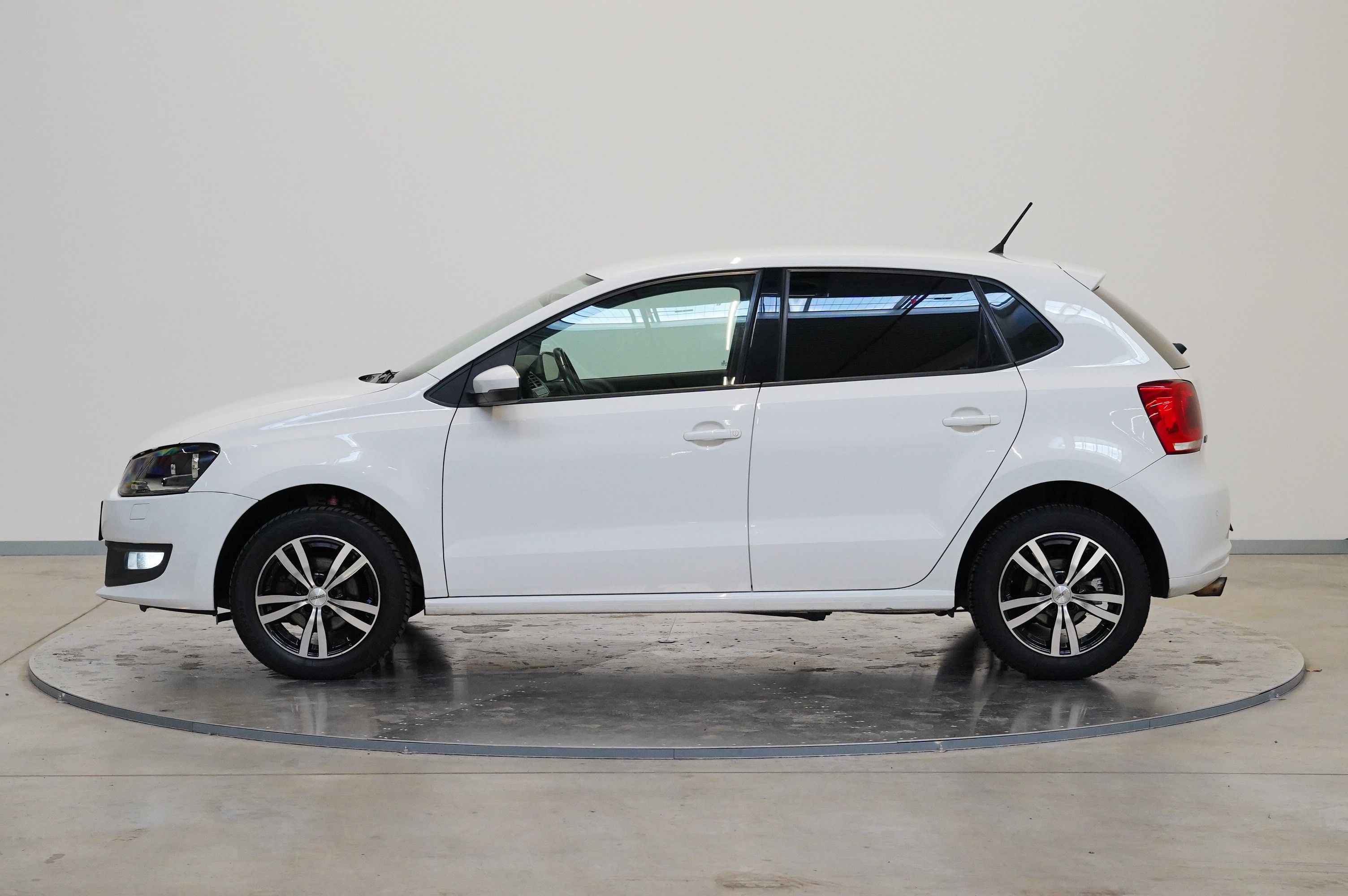 Volkswagen Polo, 1.2 TSI 66 kW Comfortline - fotka 3