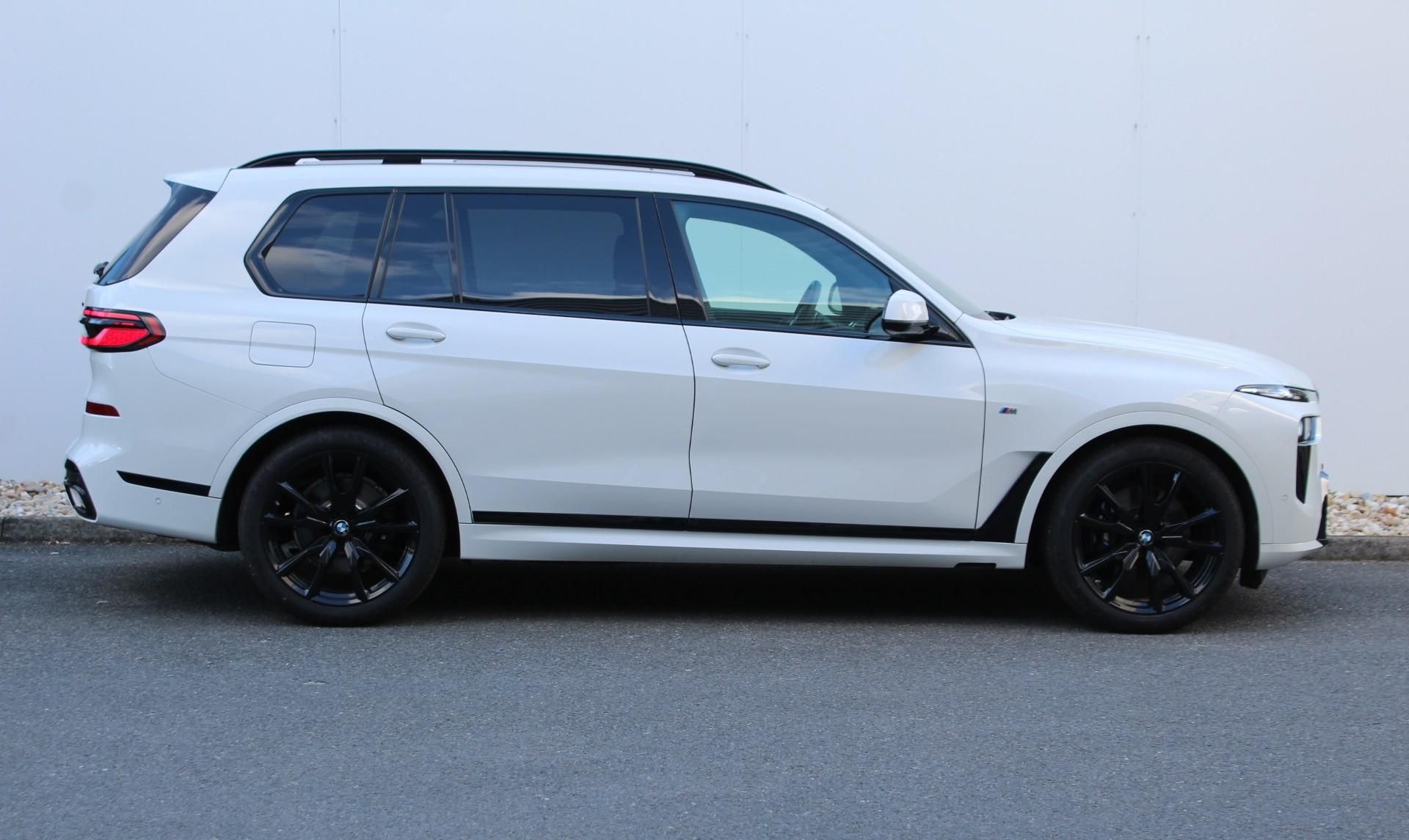 BMW X7, xDrive40d | Mpaket PRO | ČR - fotka 3