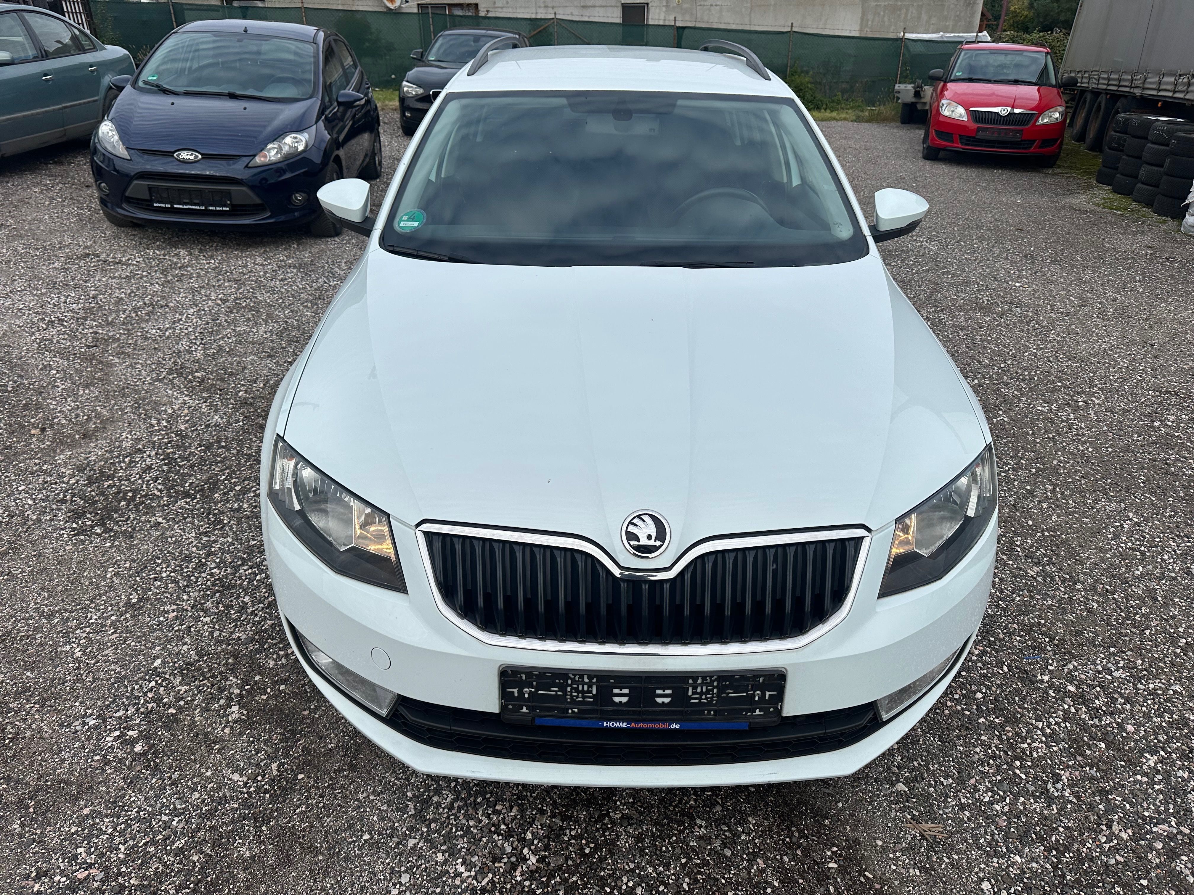 Škoda Octavia, COMBI-1.2TSI-77KW-6KVALT - fotka 2