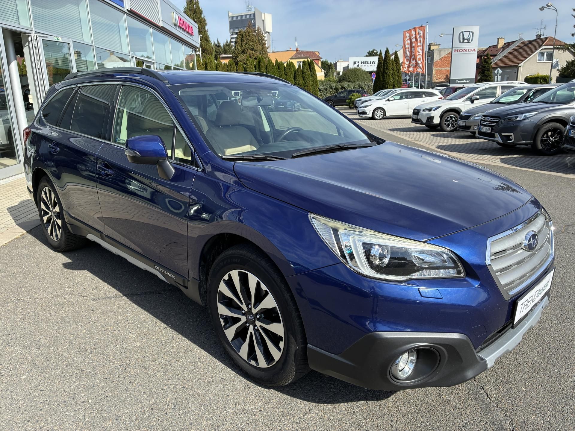 Subaru Outback, 2,0D Sport CVT - fotka 3