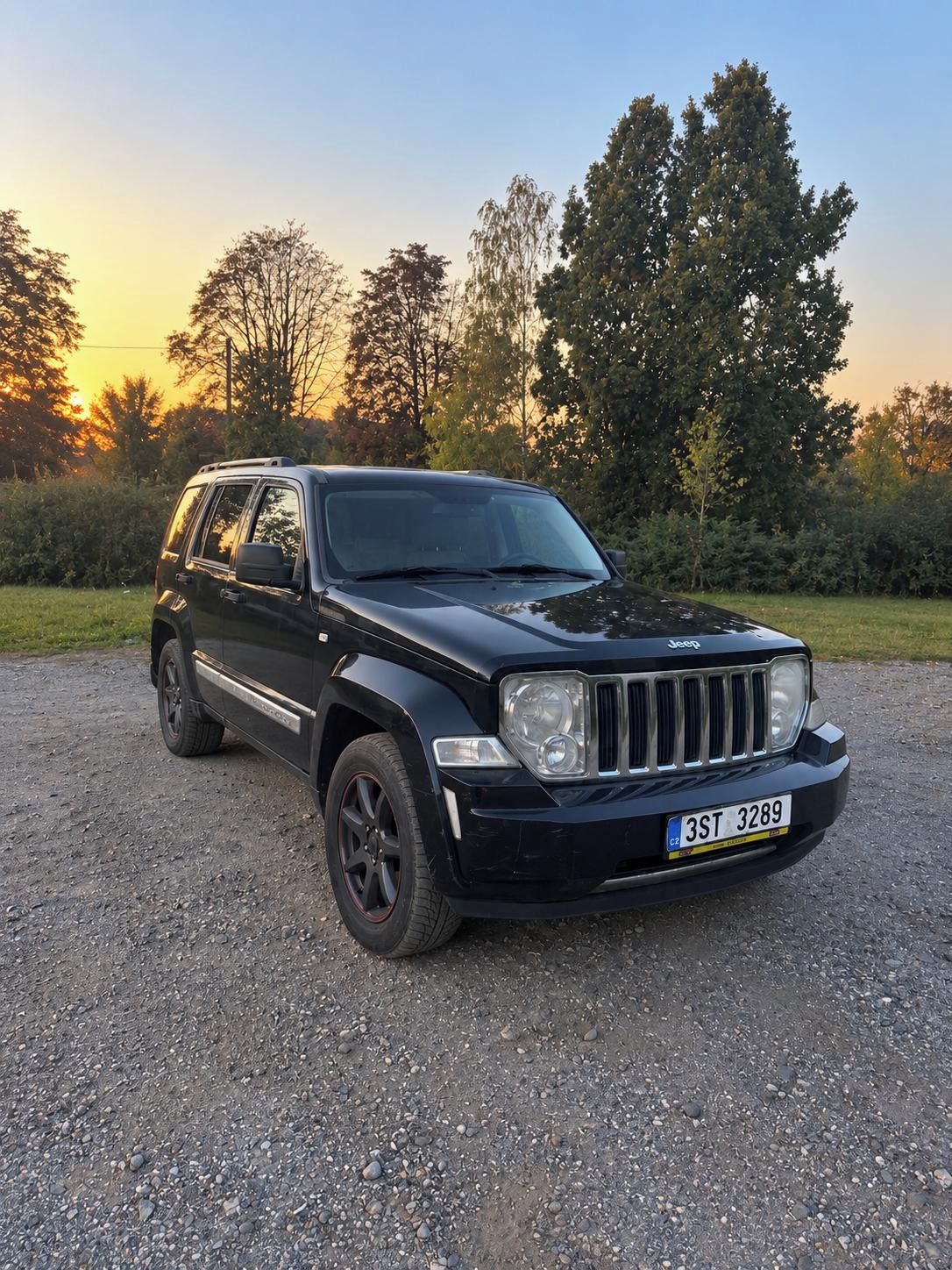 Jeep Cherokee, Cherokee 2.8 CRD 4x4, automat - fotka 2