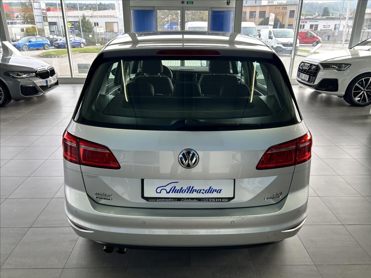 Volkswagen Golf Sportsvan, 1,4   TSI 92kW,SERVISKA,2.MAJ - fotka 5