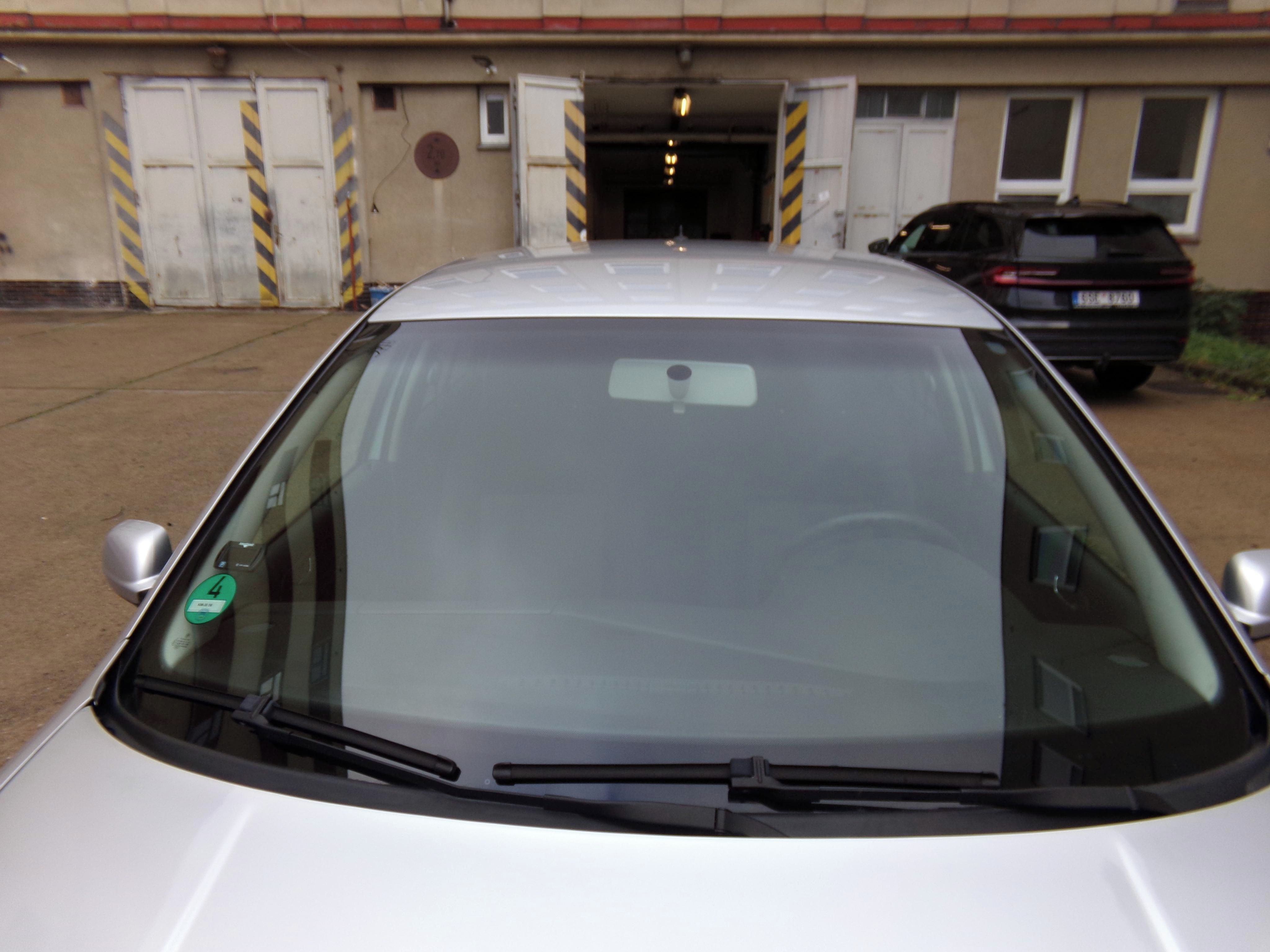 Volkswagen Golf, 2.0i TRENDLINE - fotka 6