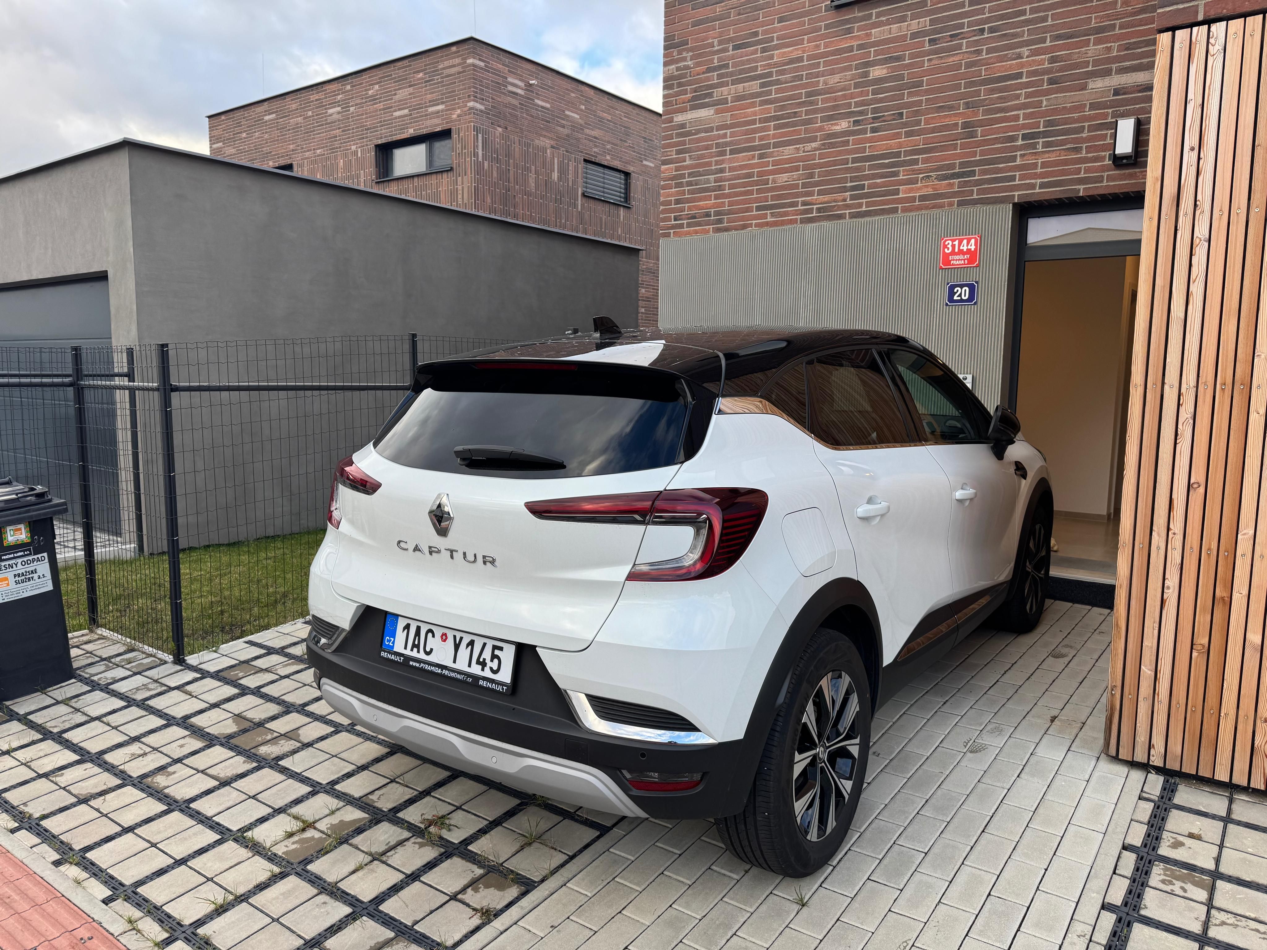 Renault Captur - fotka 6