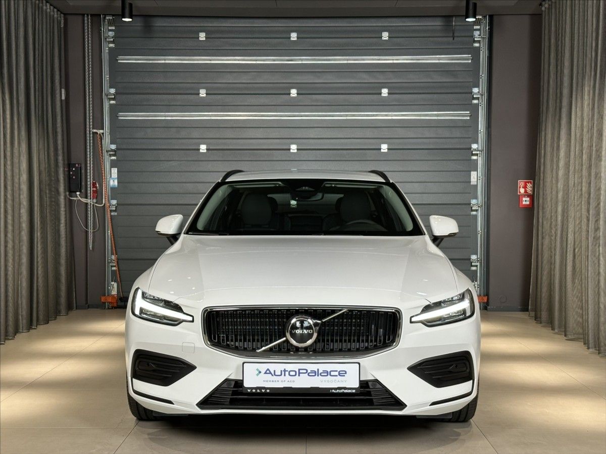 Volvo V60, 2,0 B4  Core - fotka 6