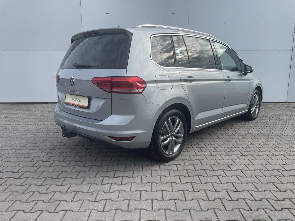 Volkswagen Touran, DSG 1,5 TSi 110 kW Comfortline - fotka 2